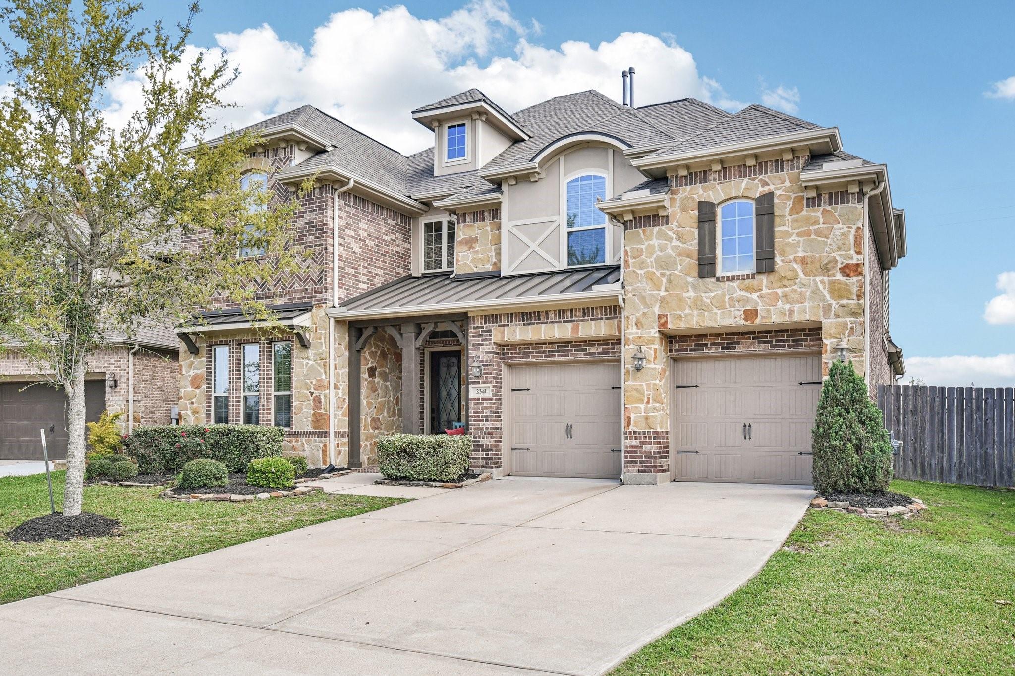 2341 Shallow Creek Ln, Friendswood, TX 77546