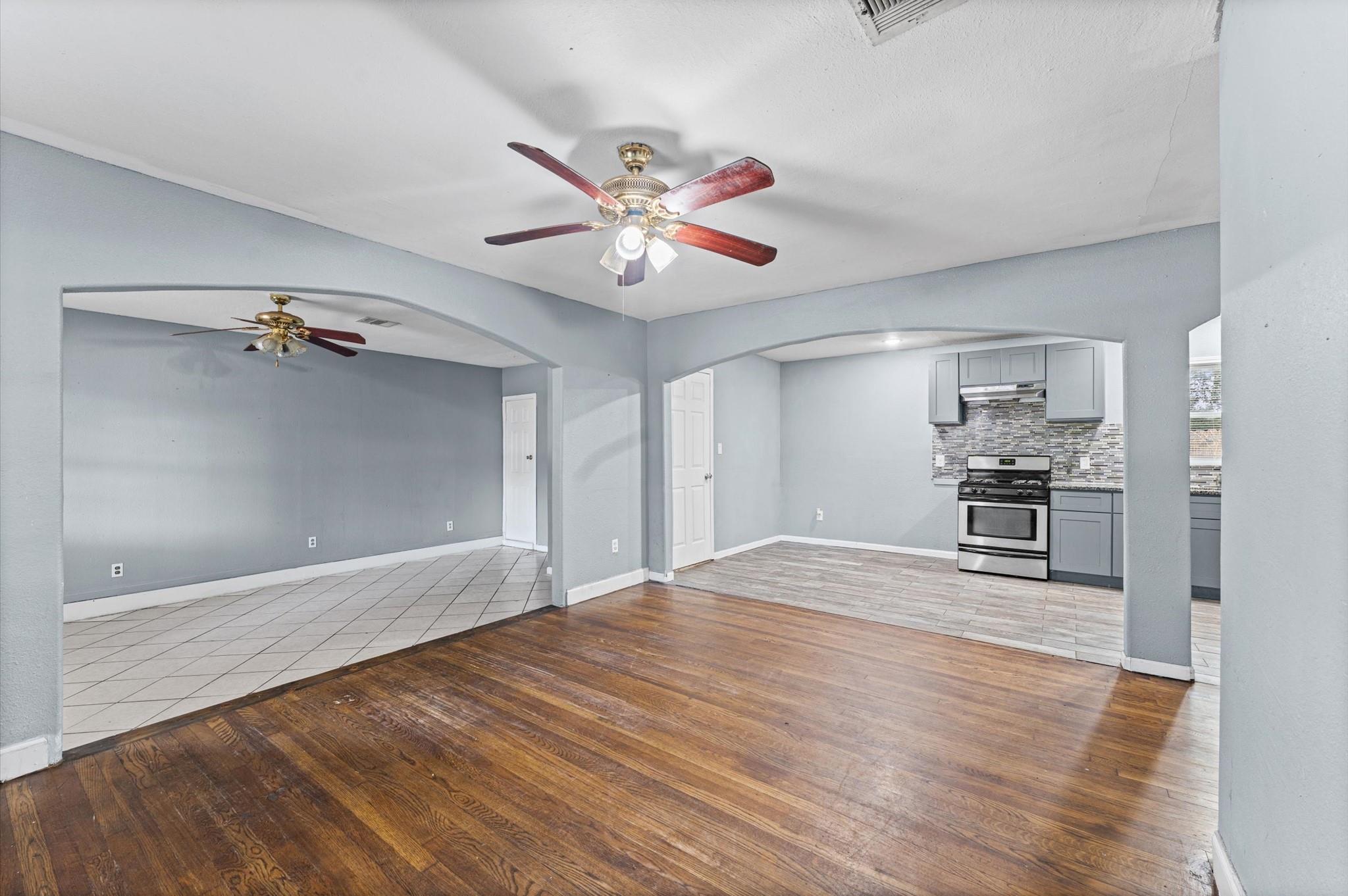 10401 Bessemer St, Houston, TX 77034 photo