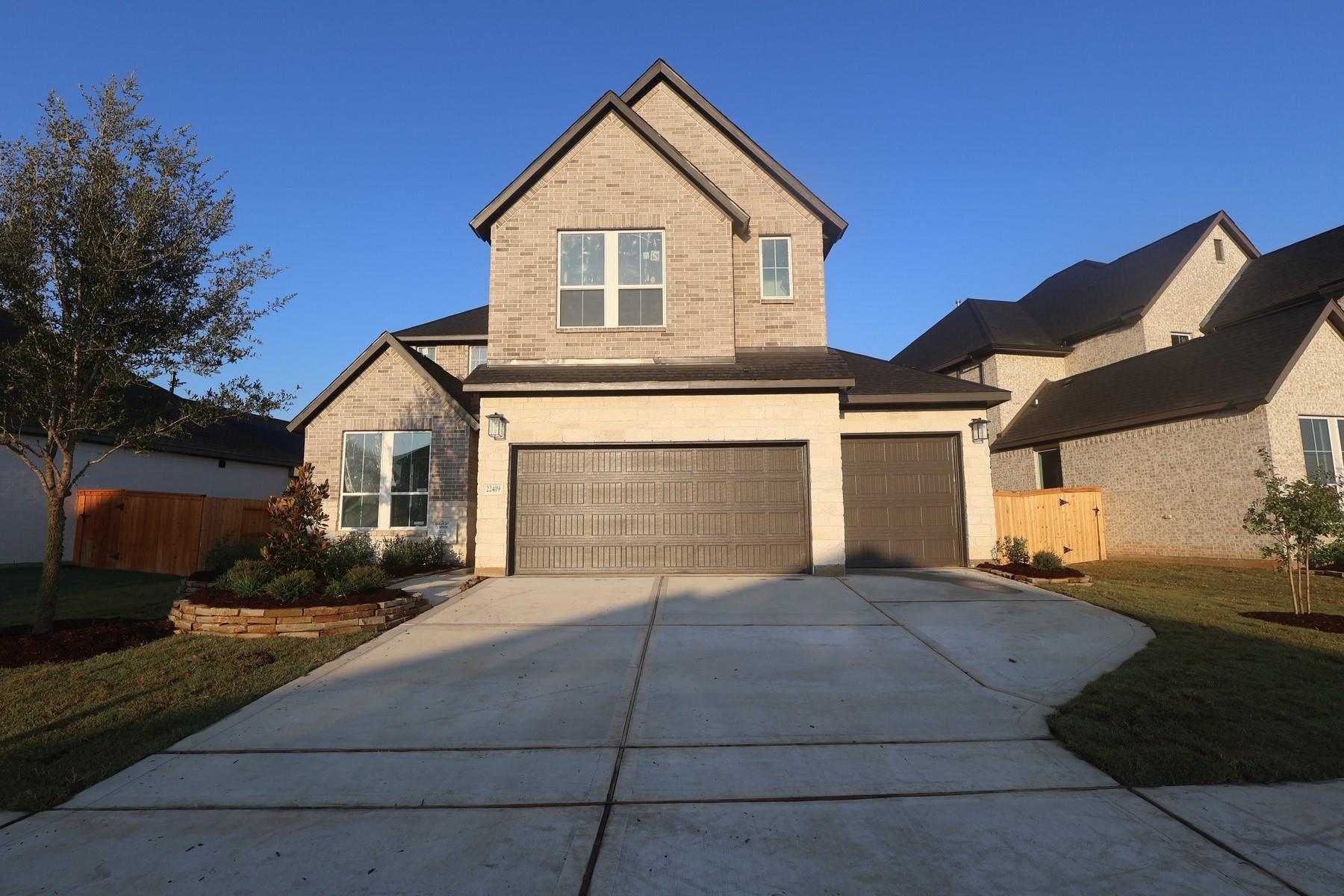 22419 Topaz Harbor Ln, Tomball, TX 77377 photo