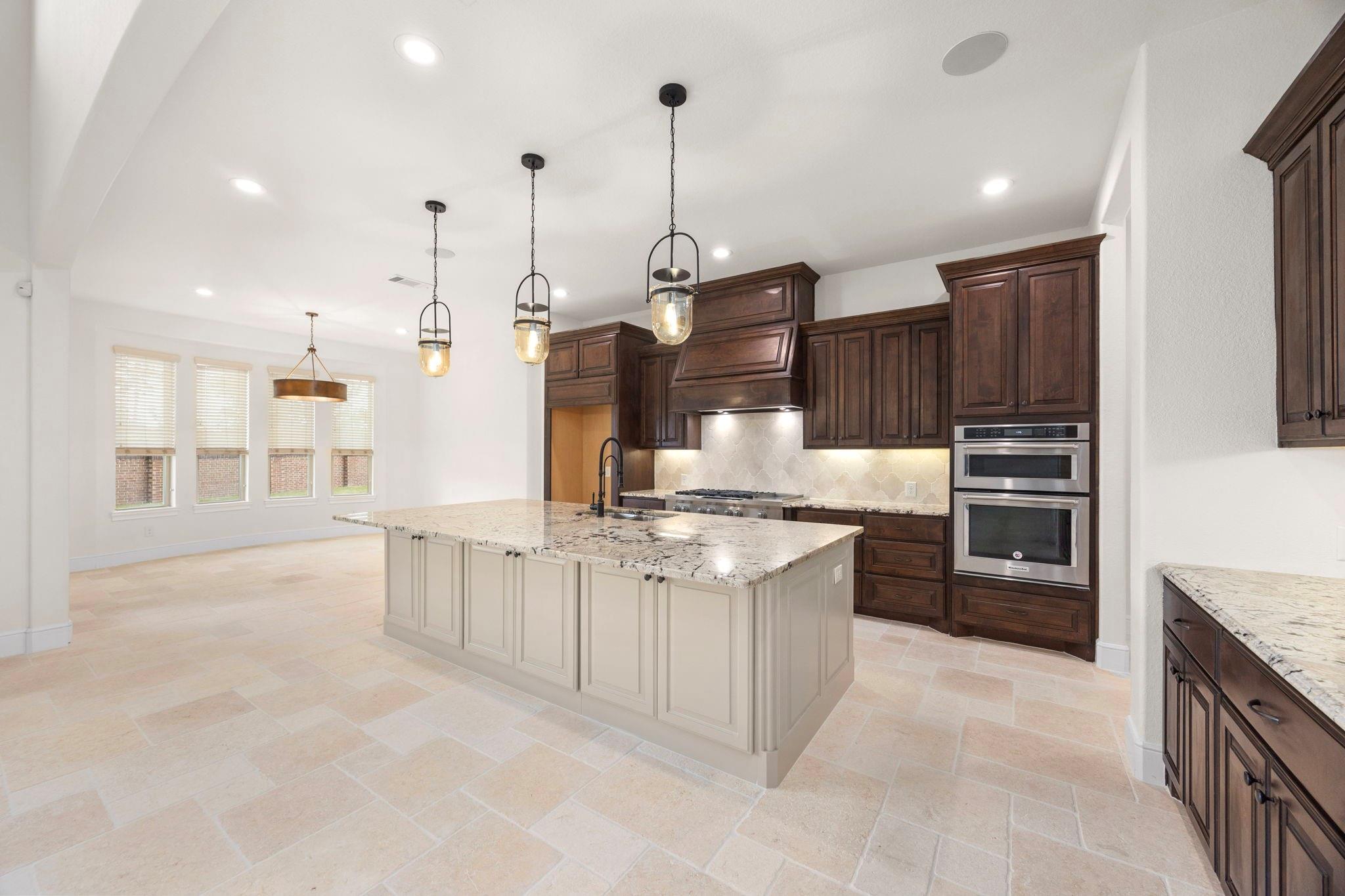 8551 Tombron Grove Rd, Magnolia, TX 77354 photo