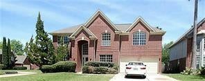 15618 Claremont Ct, Sugar Land, TX 77498