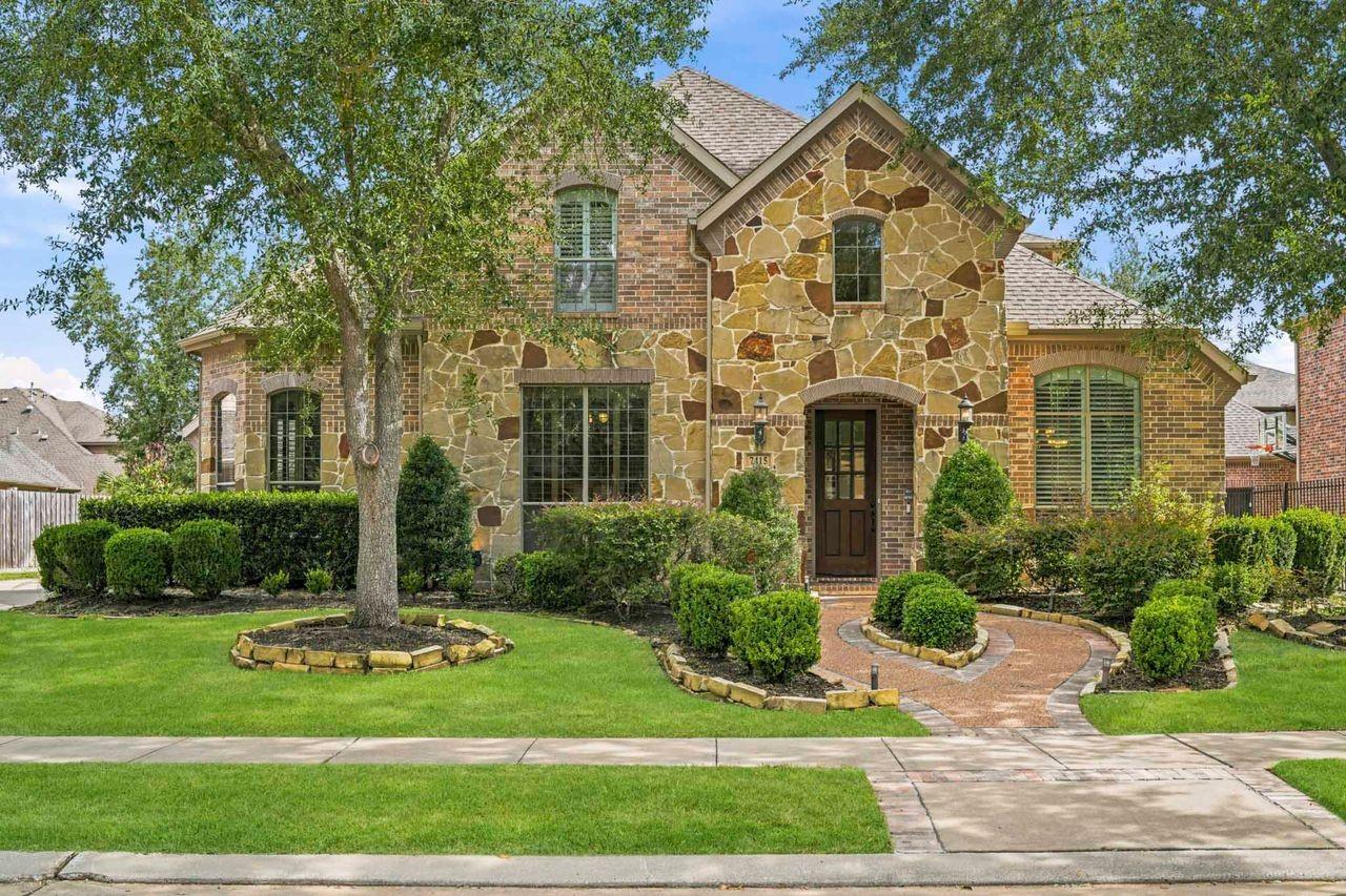 7415 Dresden Ave, Sugar Land, TX 77479