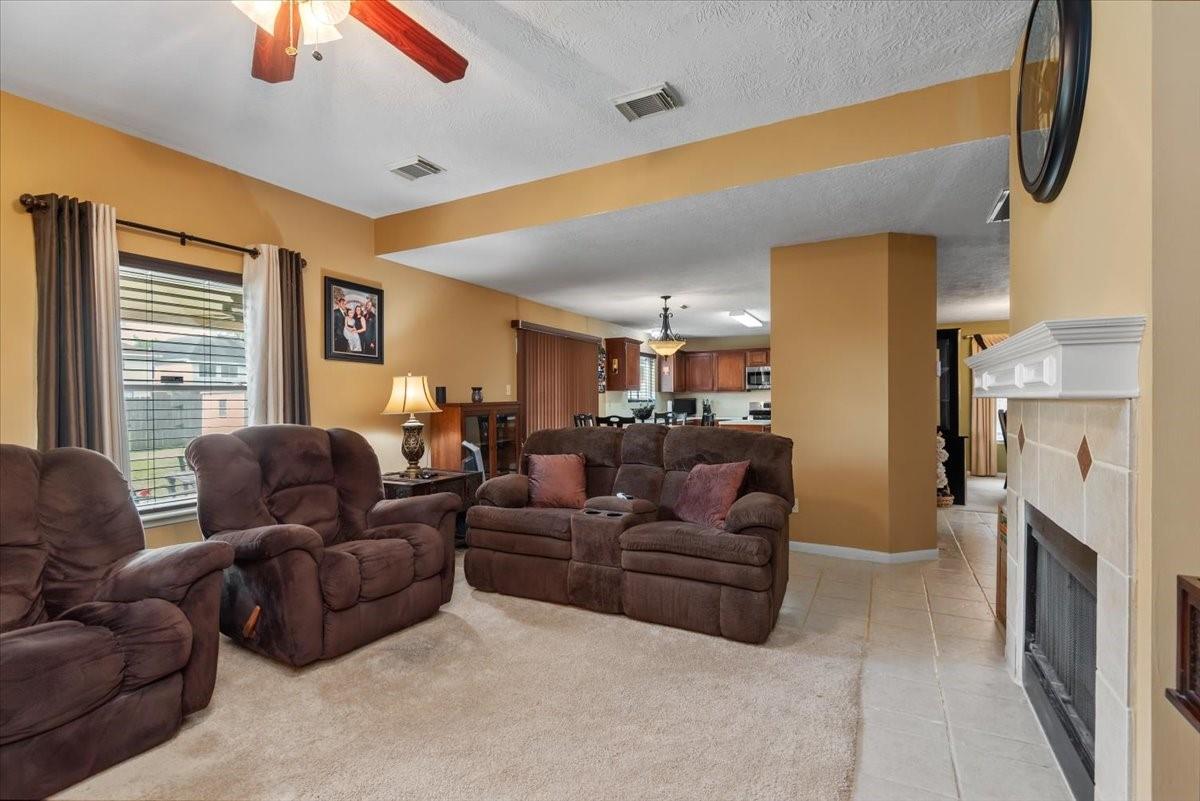 13134 Woodtrek Ln, Houston, TX 77015 photo