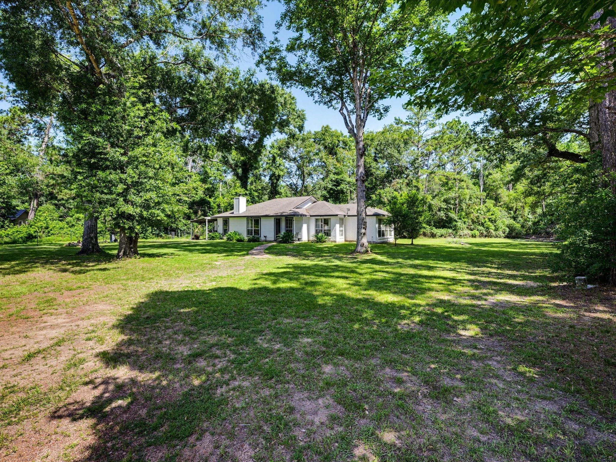 7477 Hidden Acres Dr, Cleveland, TX 77328 photo