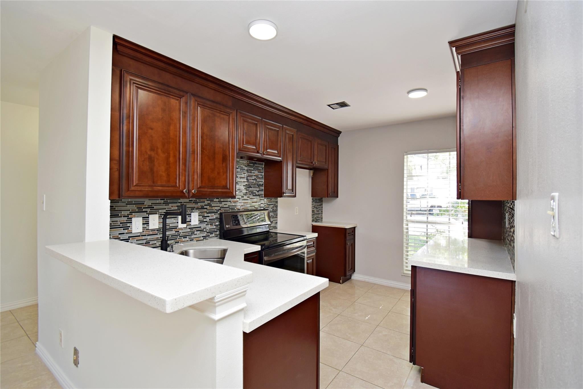 9023 Rue Cambon Street 65, Houston, TX 77074 photo