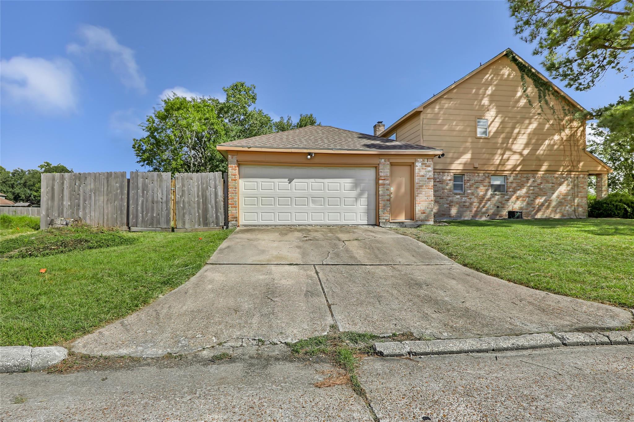 5603 Mossy Timbers Dr, Humble, TX 77346 photo