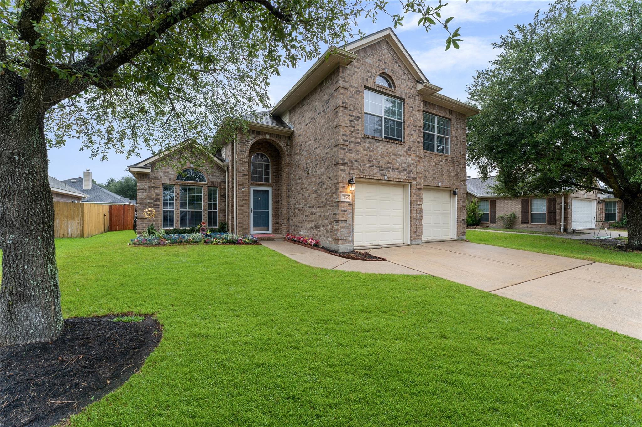 22907 Bank Shade Ct, Tomball, TX 77375 photo
