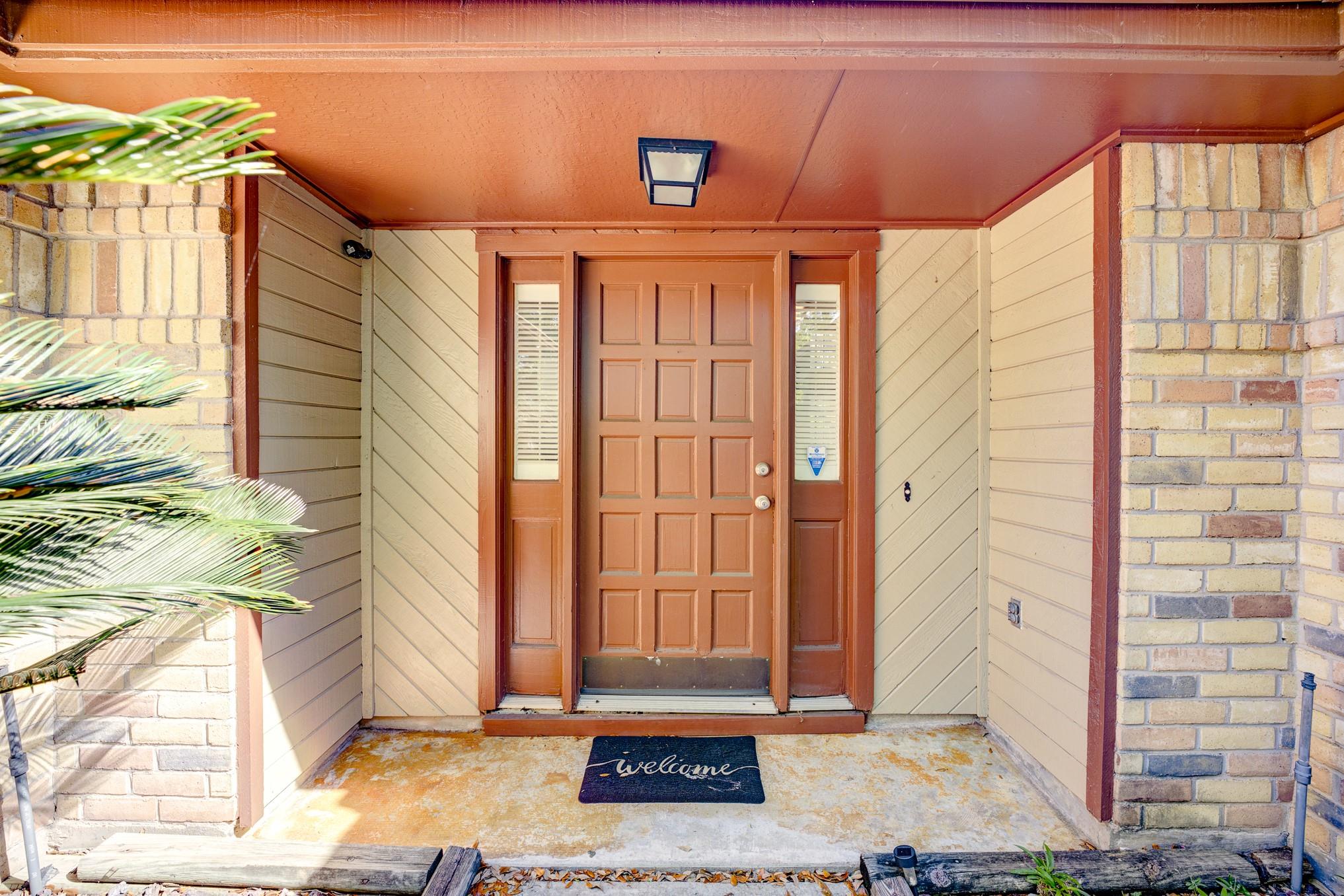 16134 Beechnut St, Houston, TX 77083 photo