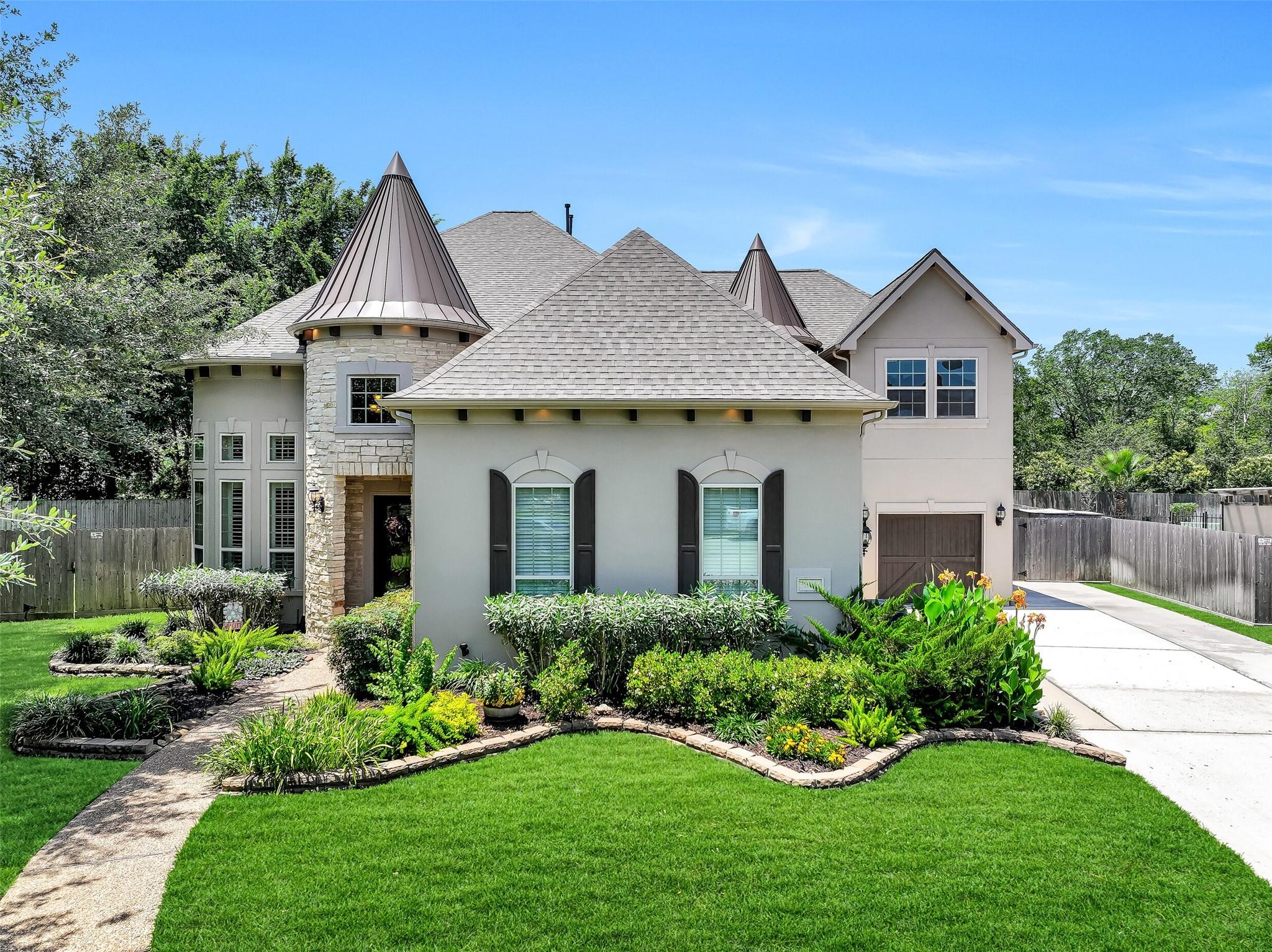 2304 Halls Creek Ct, Friendswood, TX 77546 photo