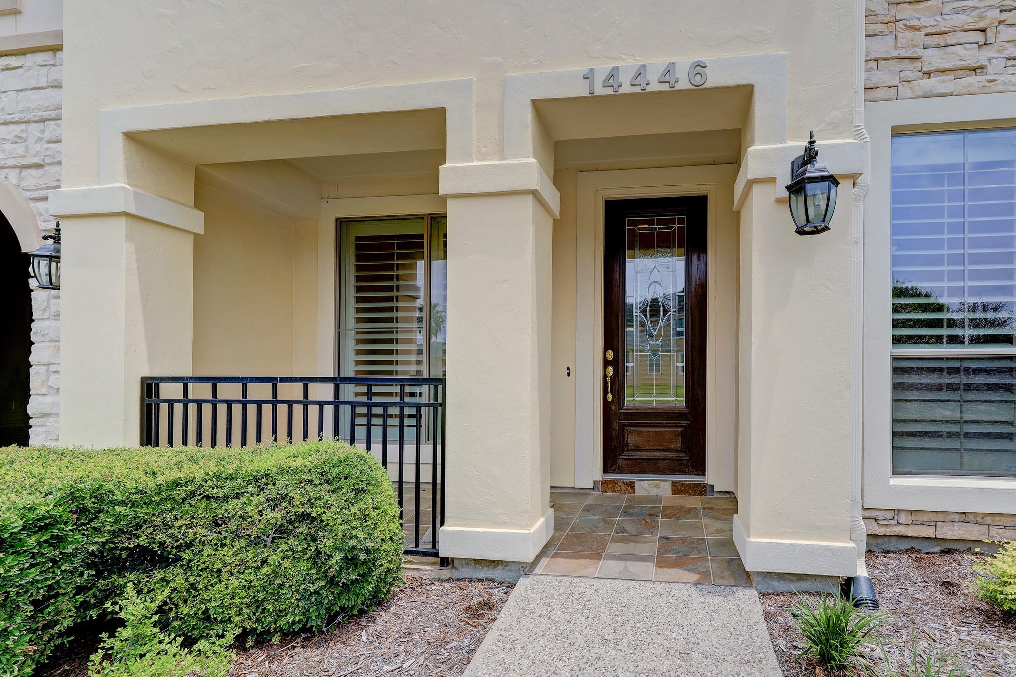 14446 Summerleaf Ln, Houston, TX 77077 photo