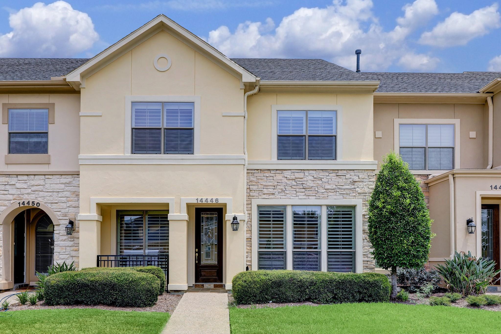 14446 Summerleaf Ln, Houston, TX 77077