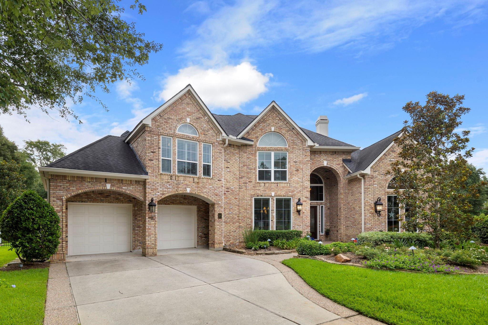 2 Snow Pond Pl, The Woodlands, TX 77382 photo