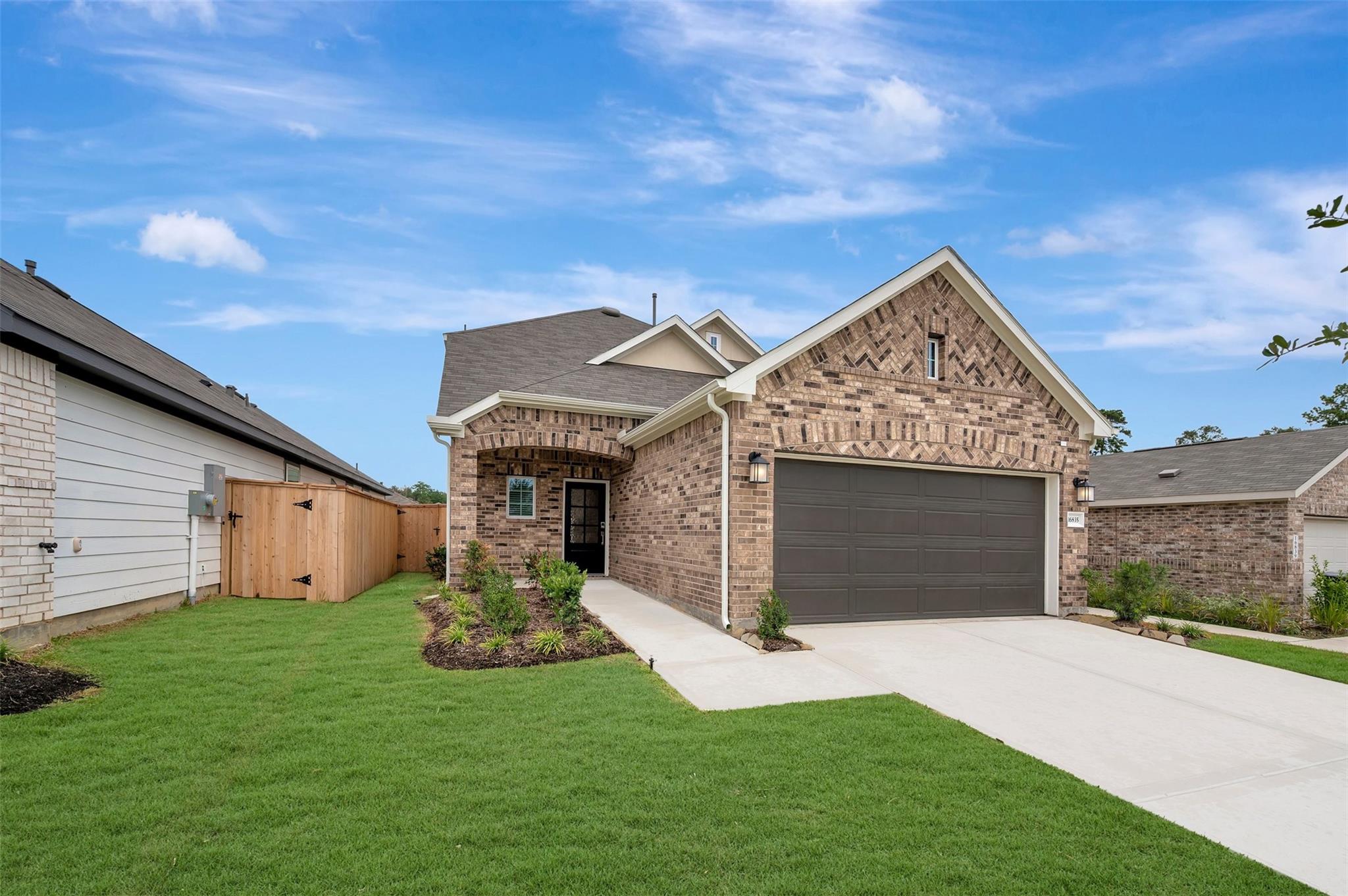 16835 Cockspur Hawthrone Ln, New Caney, TX 77357 photo