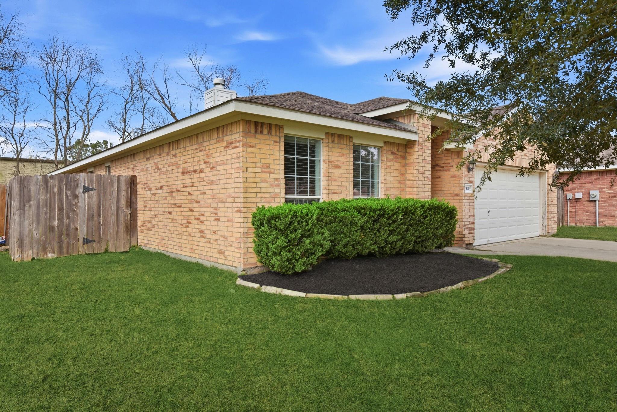 19013 Hammer Ln, Porter, TX 77365 photo