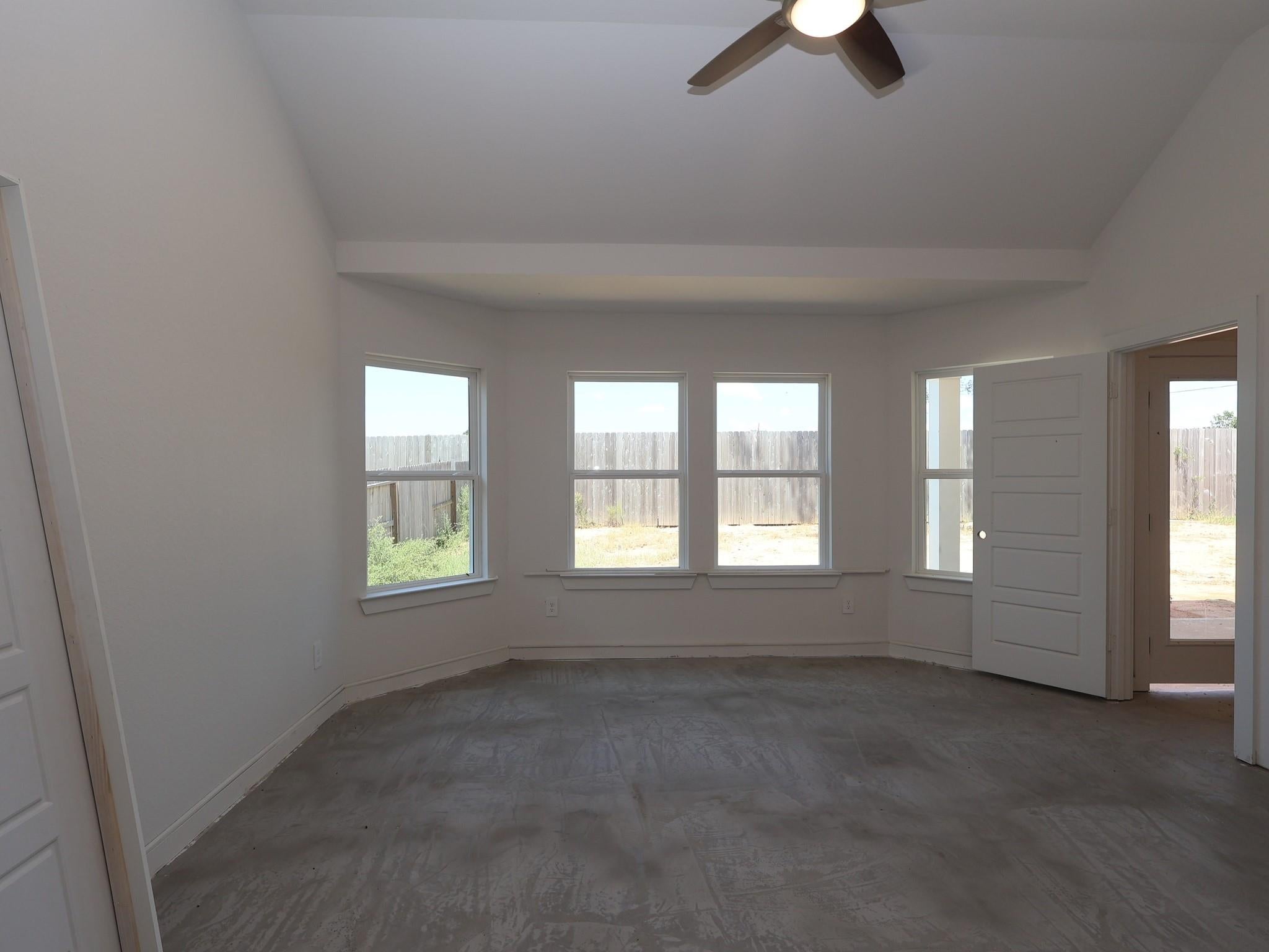 224 Hazy Pines Ln, Willis, TX 77378 photo