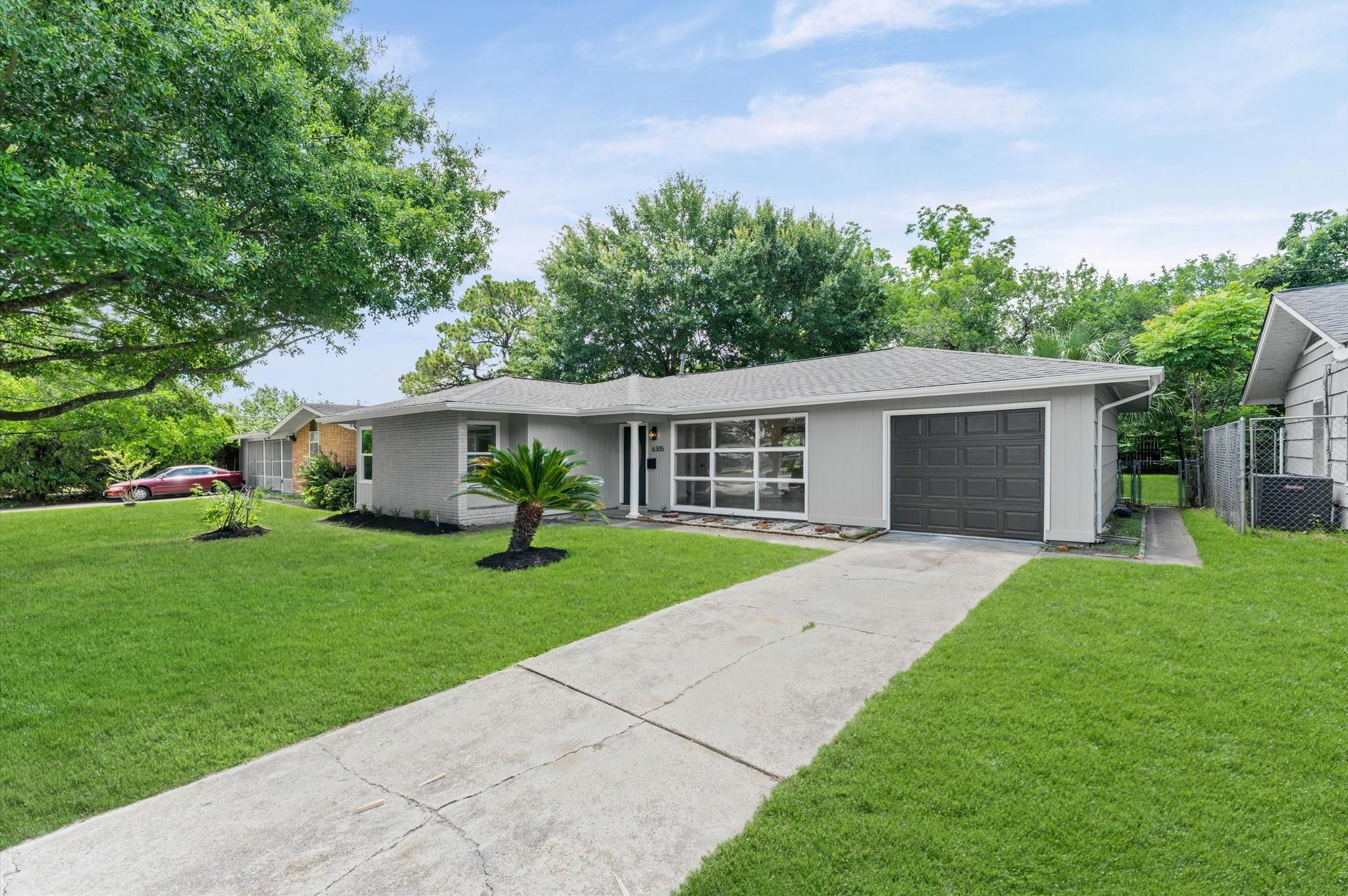 6305 Tarna Ln, Houston, TX 77074