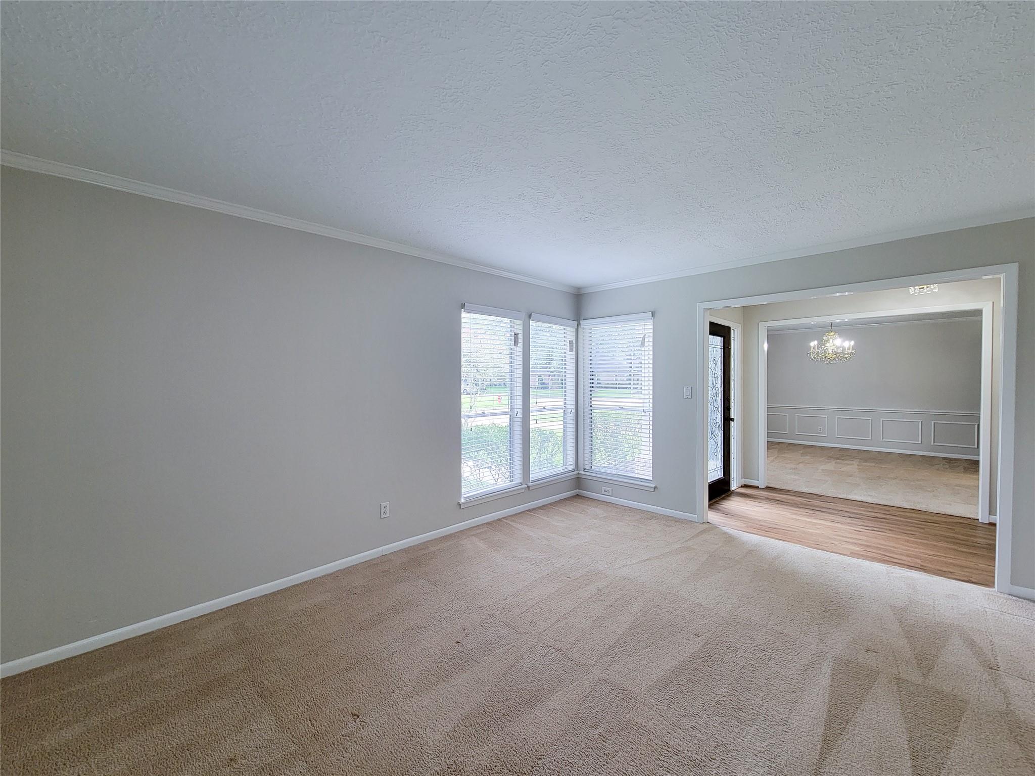 18583 Martinique Dr, Nassau Bay, TX 77058 photo