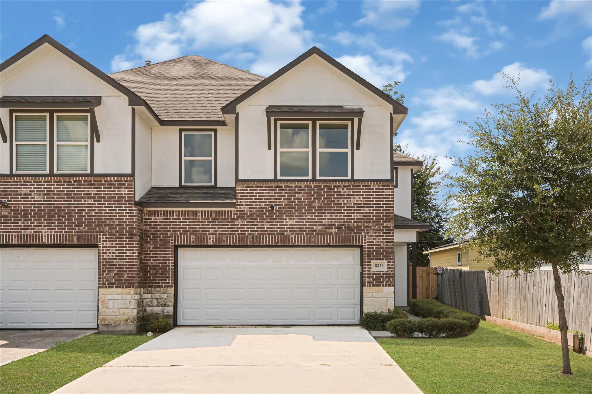 9823 Bamboo Rd, Houston, TX 77041