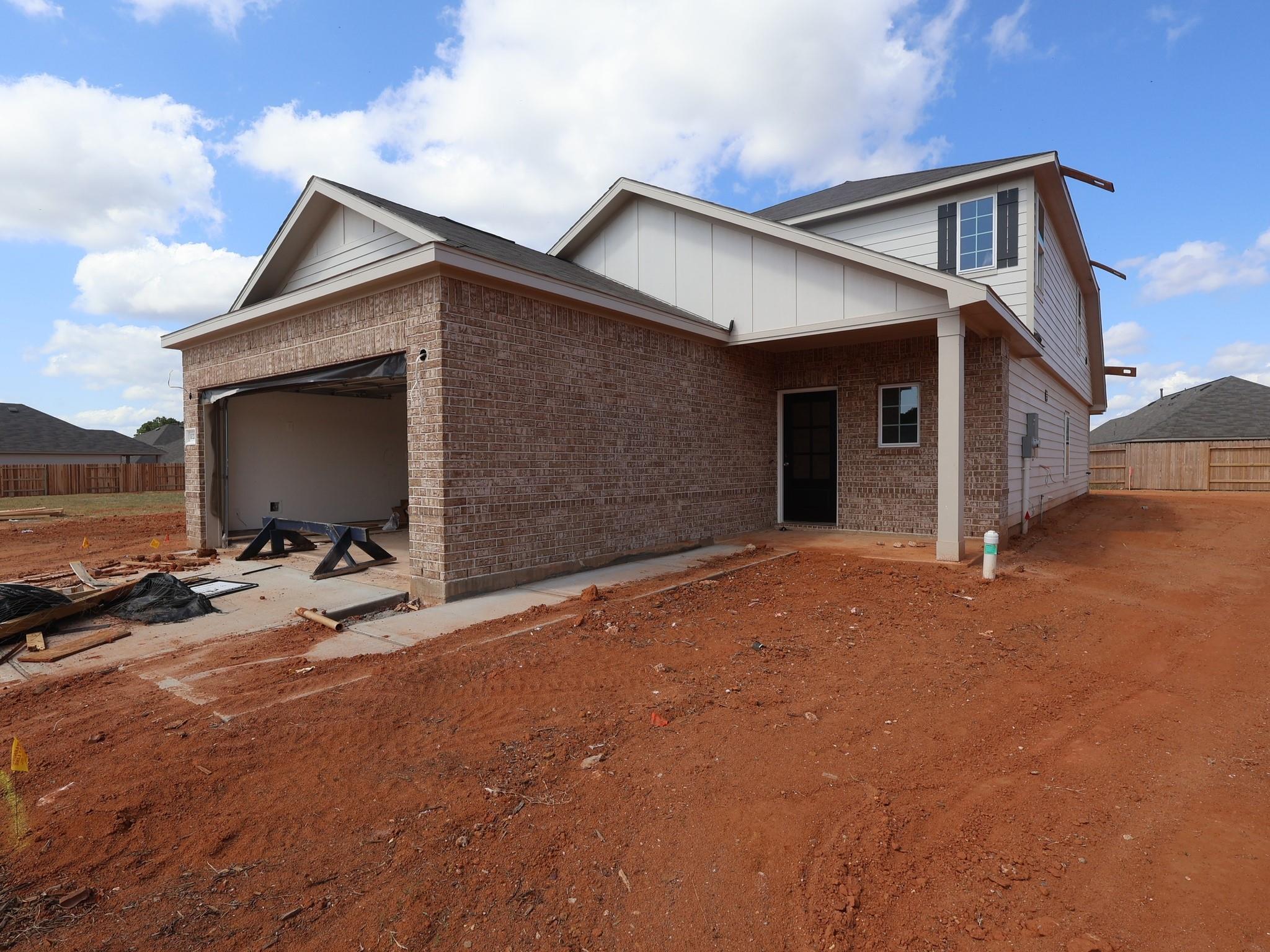 10204 Burton Path, Montgomery, TX 77316