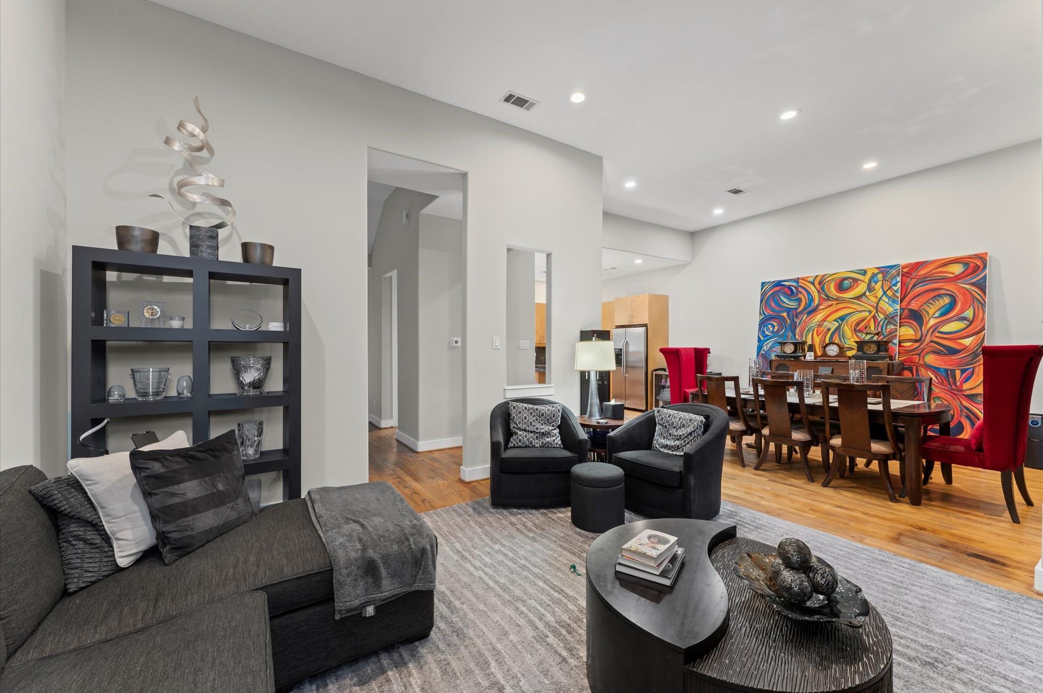 730 Ruthven, Houston, TX 77019 photo