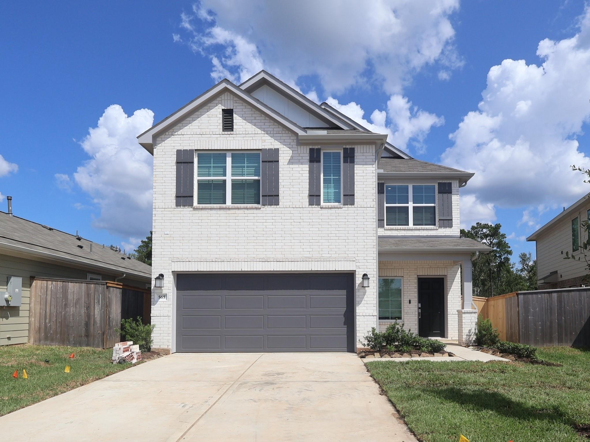 565 Brook Terrance Ln, Willis, TX 77378