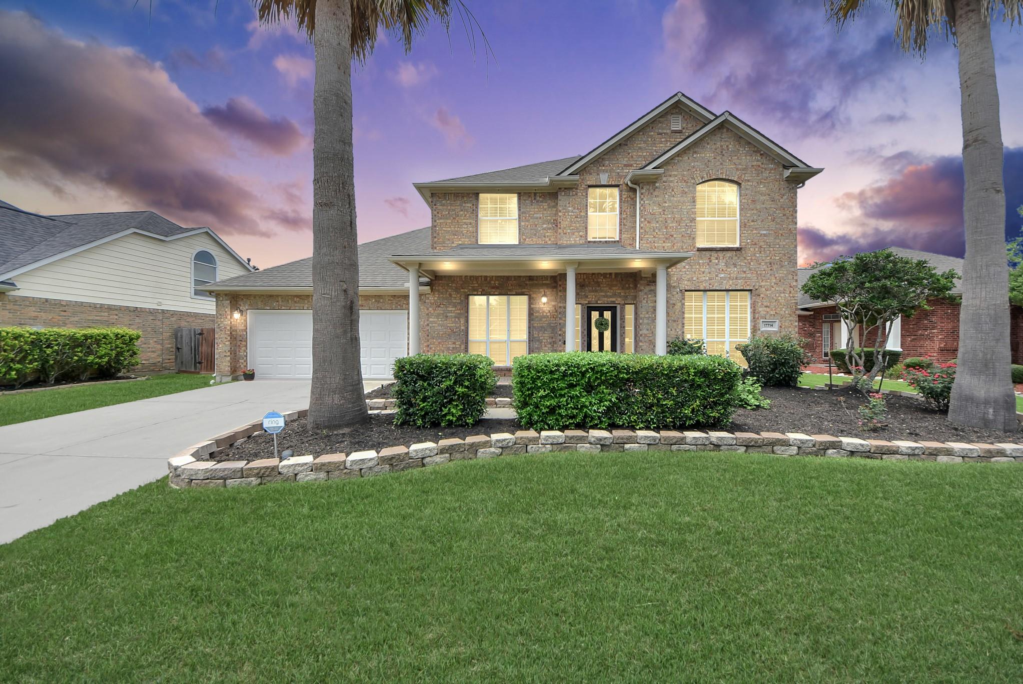17714 Lake Of Pine Forest Dr, Houston, TX 77084