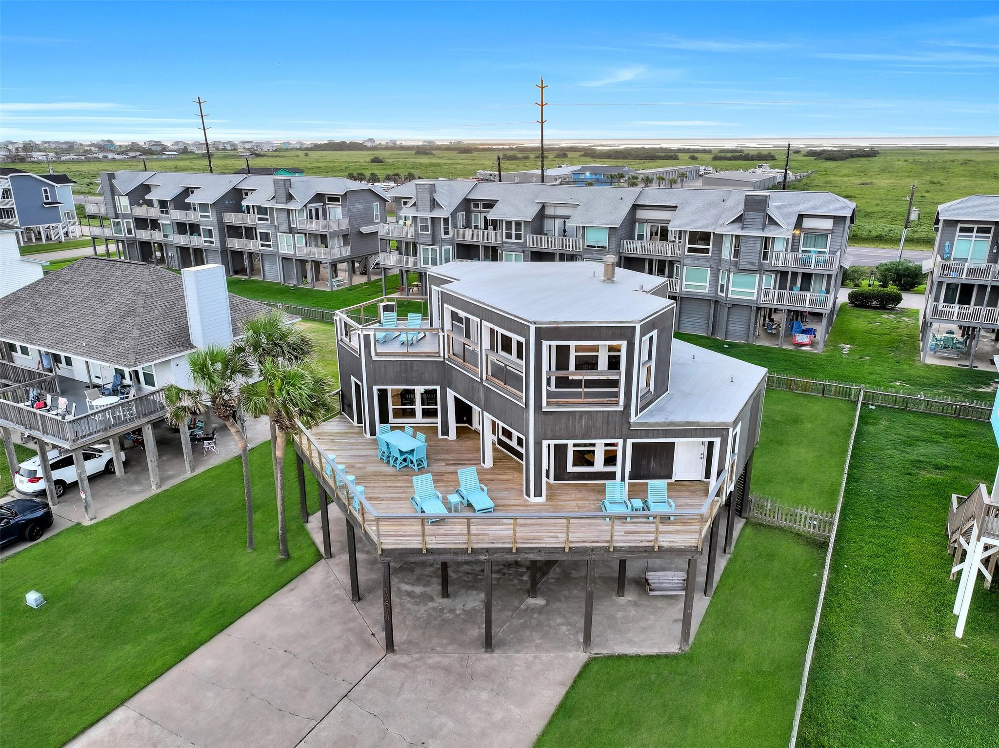 17614 Glei, Galveston, TX 77554 photo