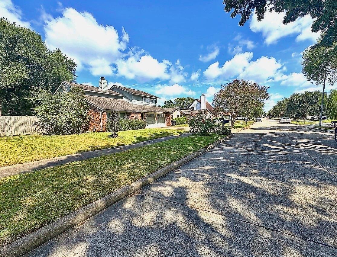 7302 Treewater Dr, Houston, TX 77072 photo