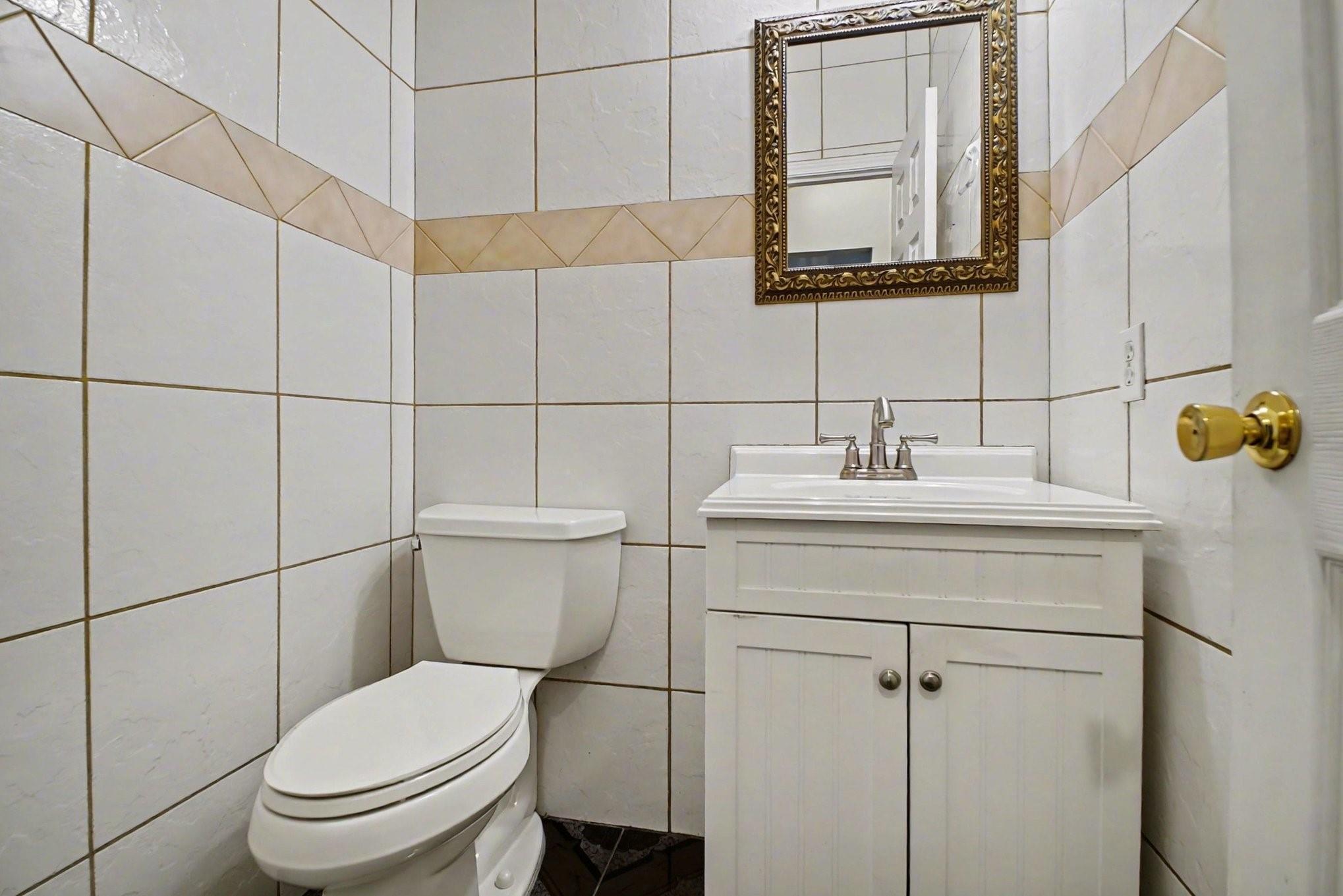 15302 Plantation Glen Park, Houston, TX 77049 photo