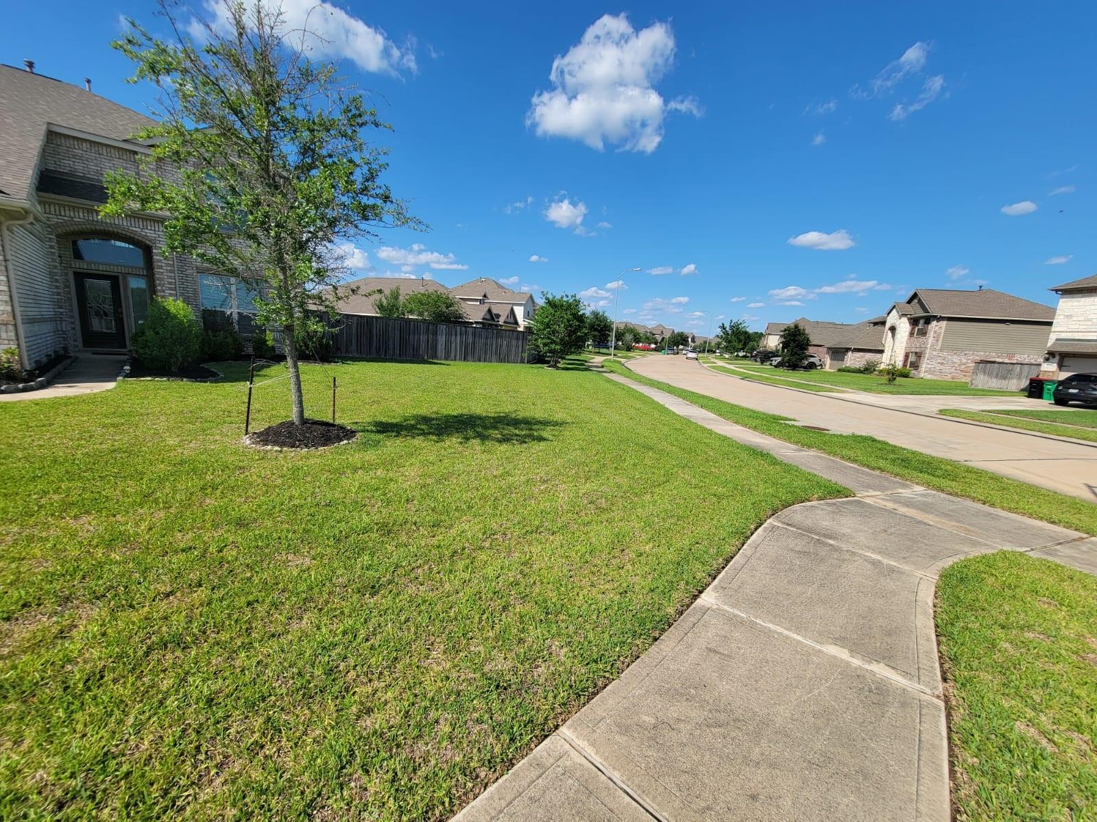 31302 Little Garden Ct, Hockley, TX 77447 photo