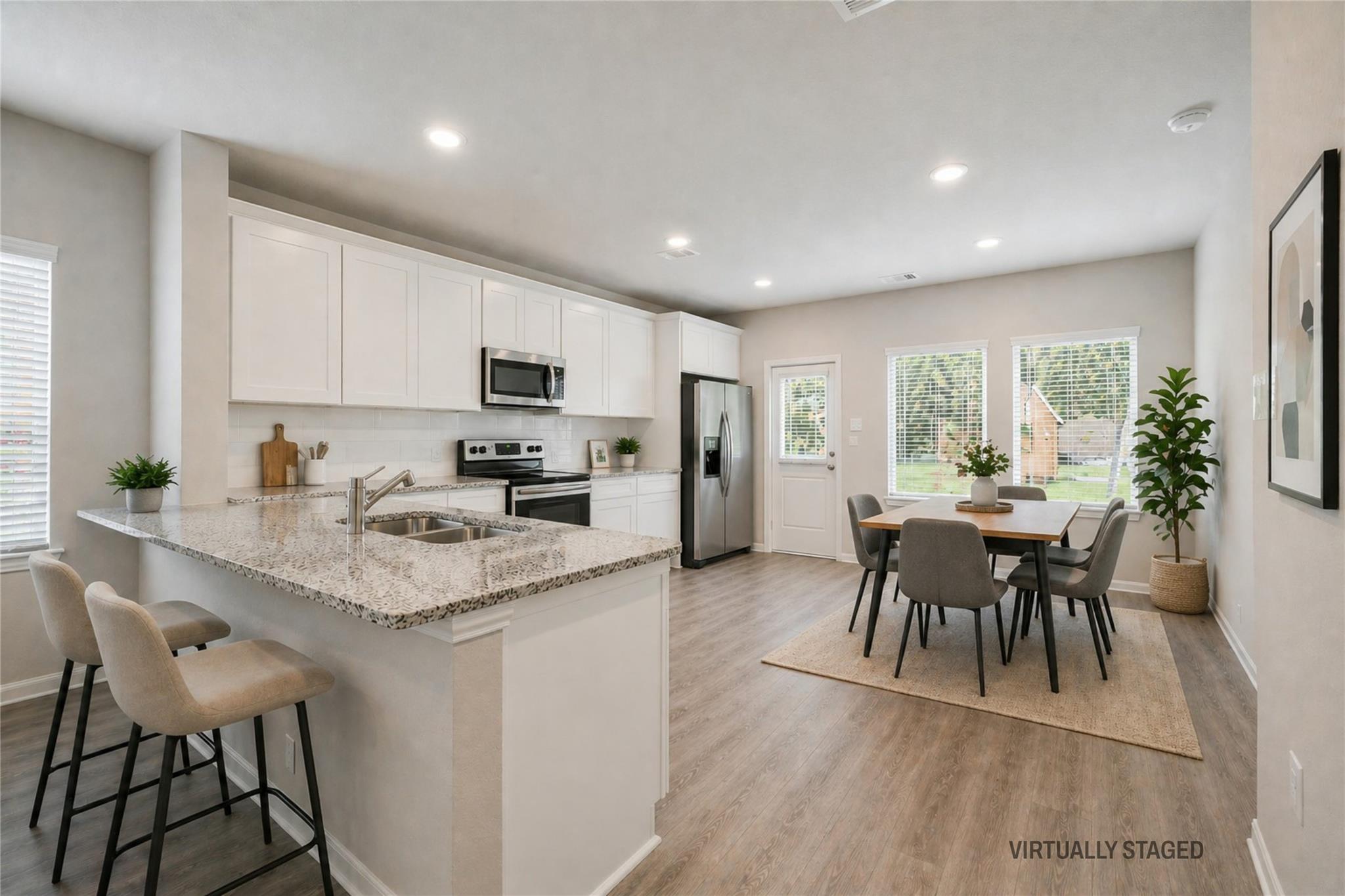 2026 Kansas St, La Marque, TX 77568 photo