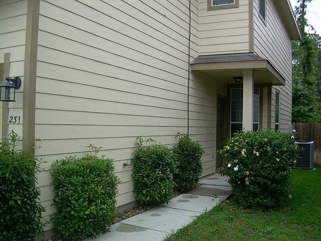 231 Burberry Park Cir, The Woodlands, TX 77382
