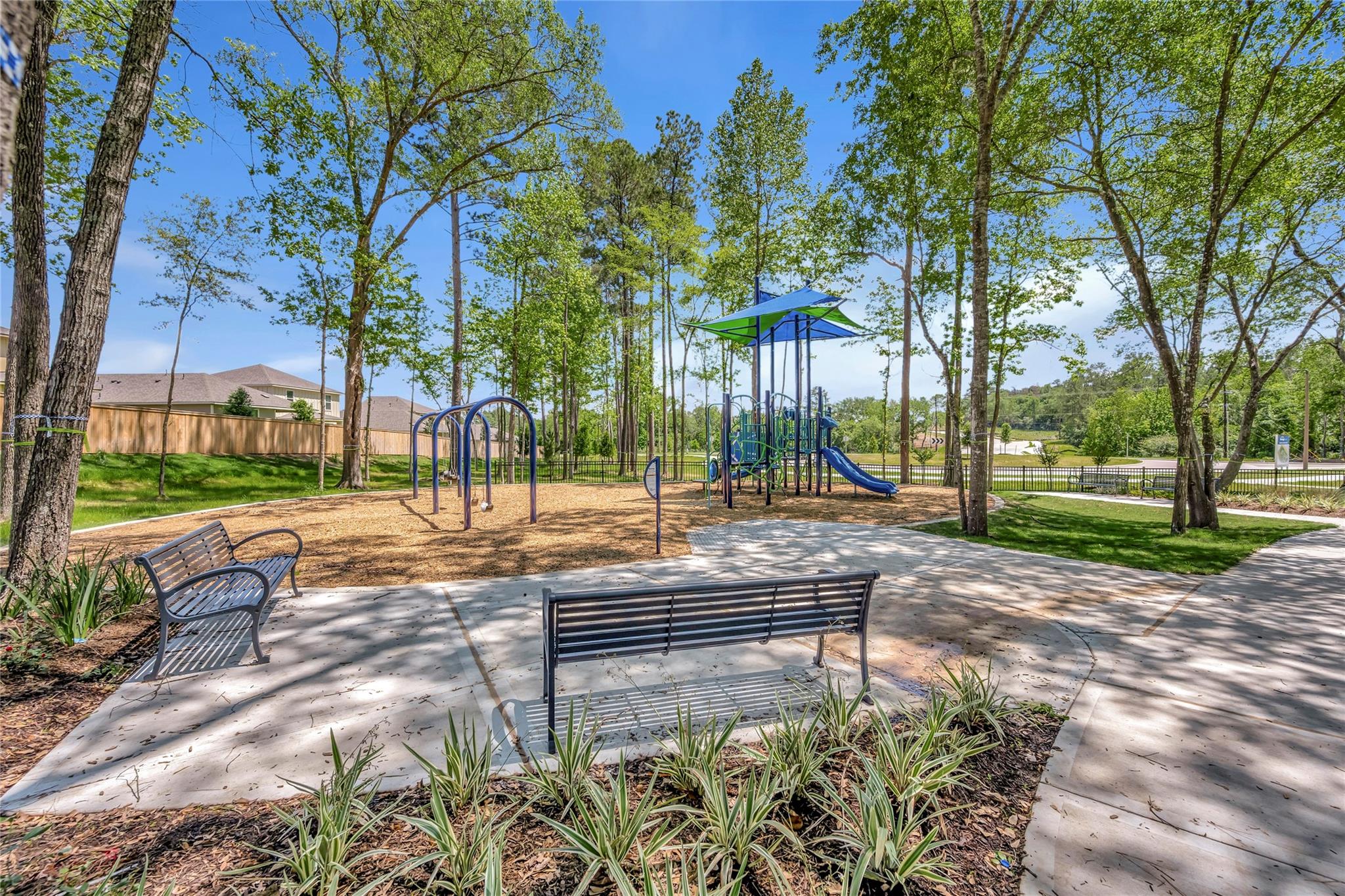 17764 Mill Manor Dr, Montgomery, TX 77316 photo