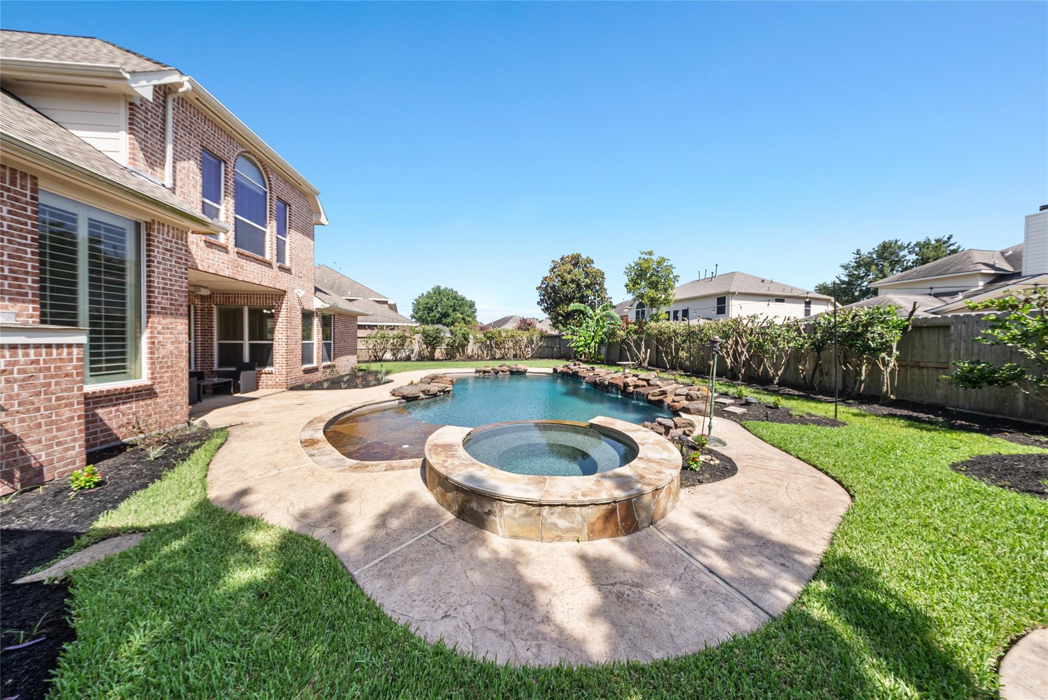 11803 Silverwood Bend Ln, Cypress, TX 77433 photo
