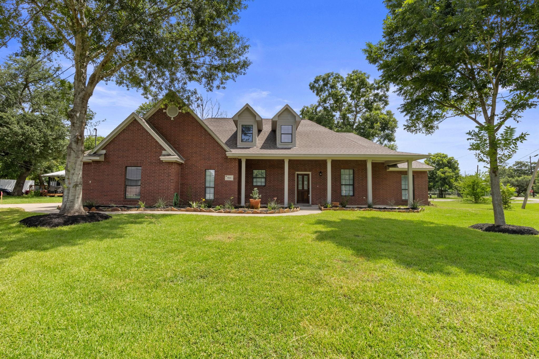 5502 Gum St, Crosby, TX 77532 photo