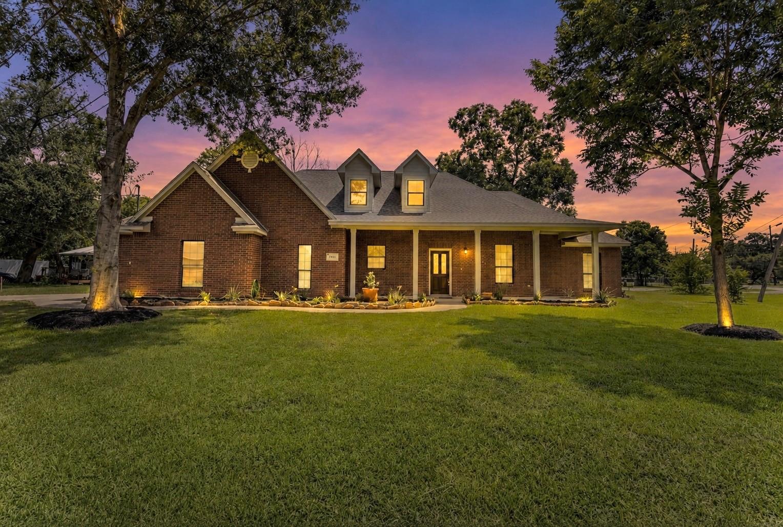 5502 Gum St, Crosby, TX 77532