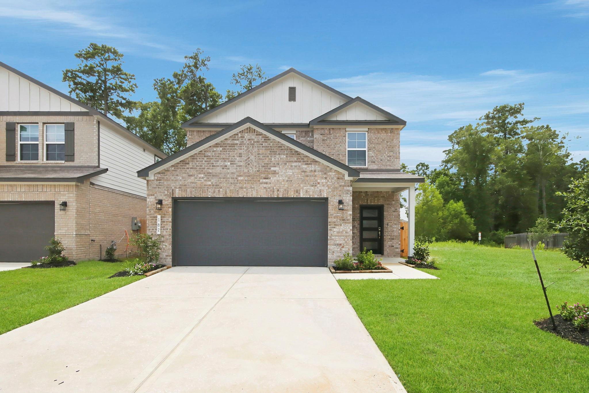 182 Valiant Ridge Trl, Magnolia, TX 77354