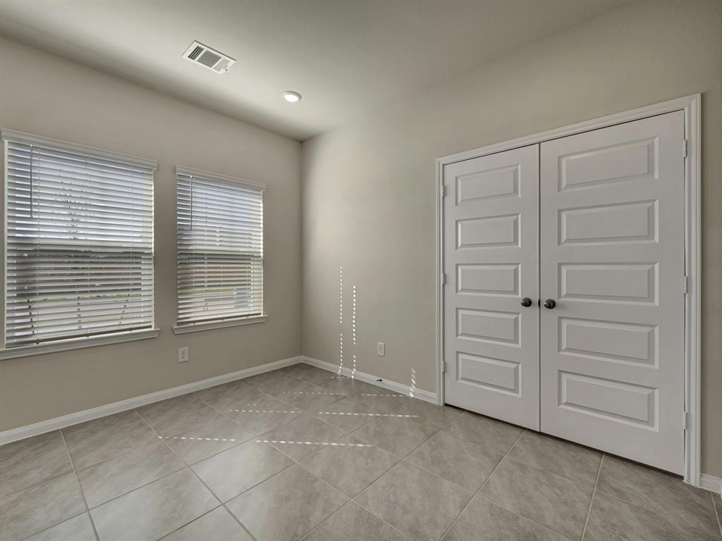 2223 Cherryvale Dr, Tomball, TX 77375 photo