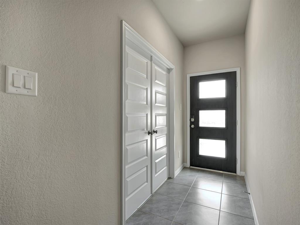 2223 Cherryvale Dr, Tomball, TX 77375 photo