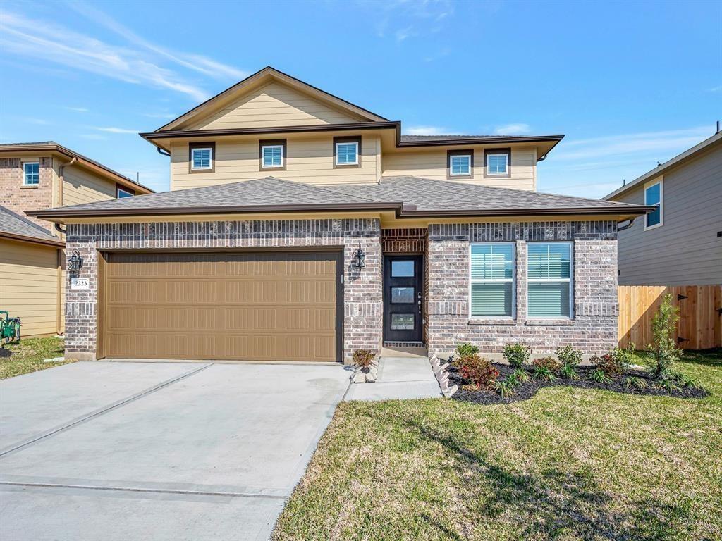 2223 Cherryvale Dr, Tomball, TX 77375
