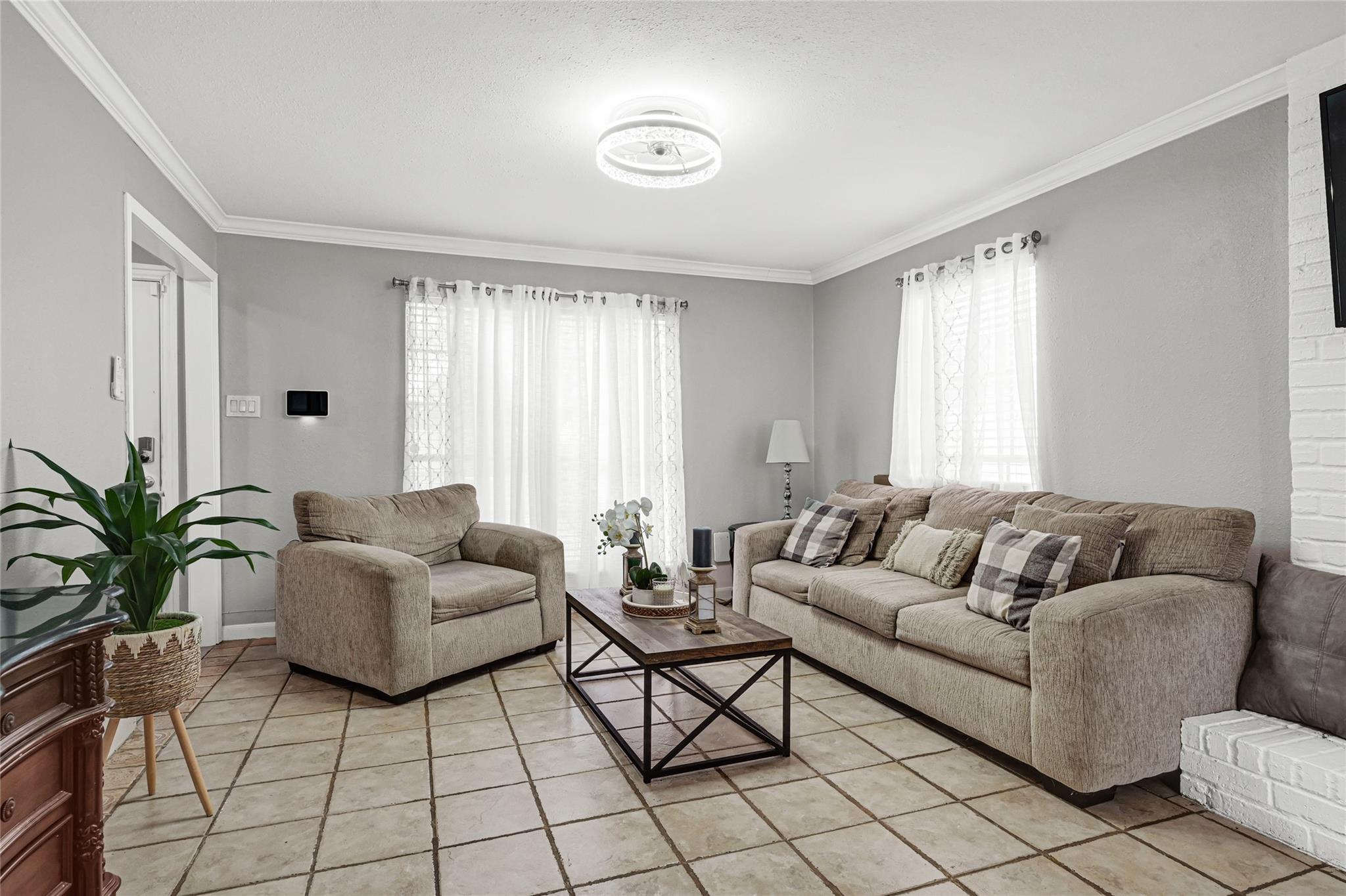 18014 Autumn Hills Dr, Katy, TX 77449 photo