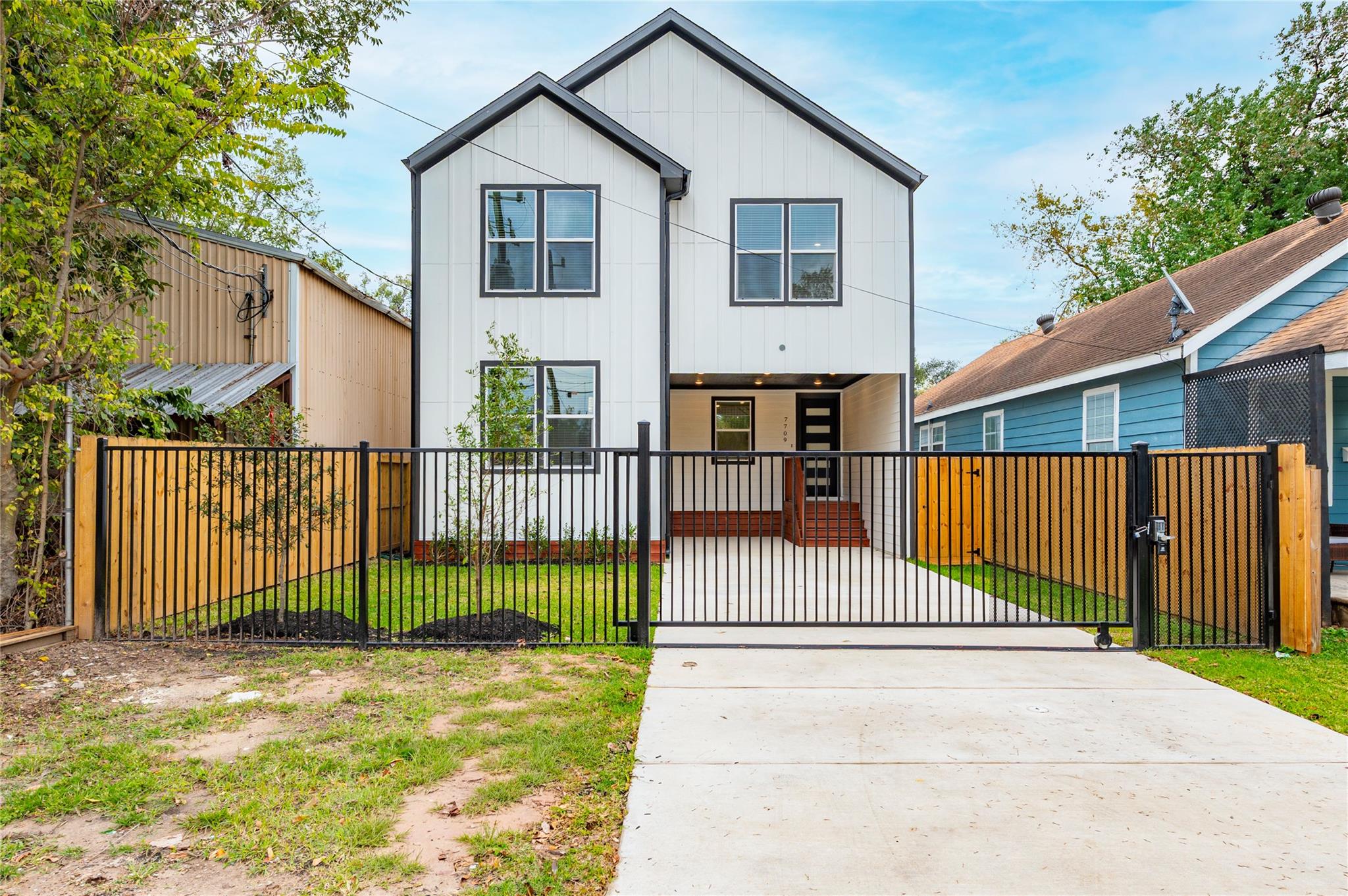 7709 Avenue L, Houston, TX 77012 photo