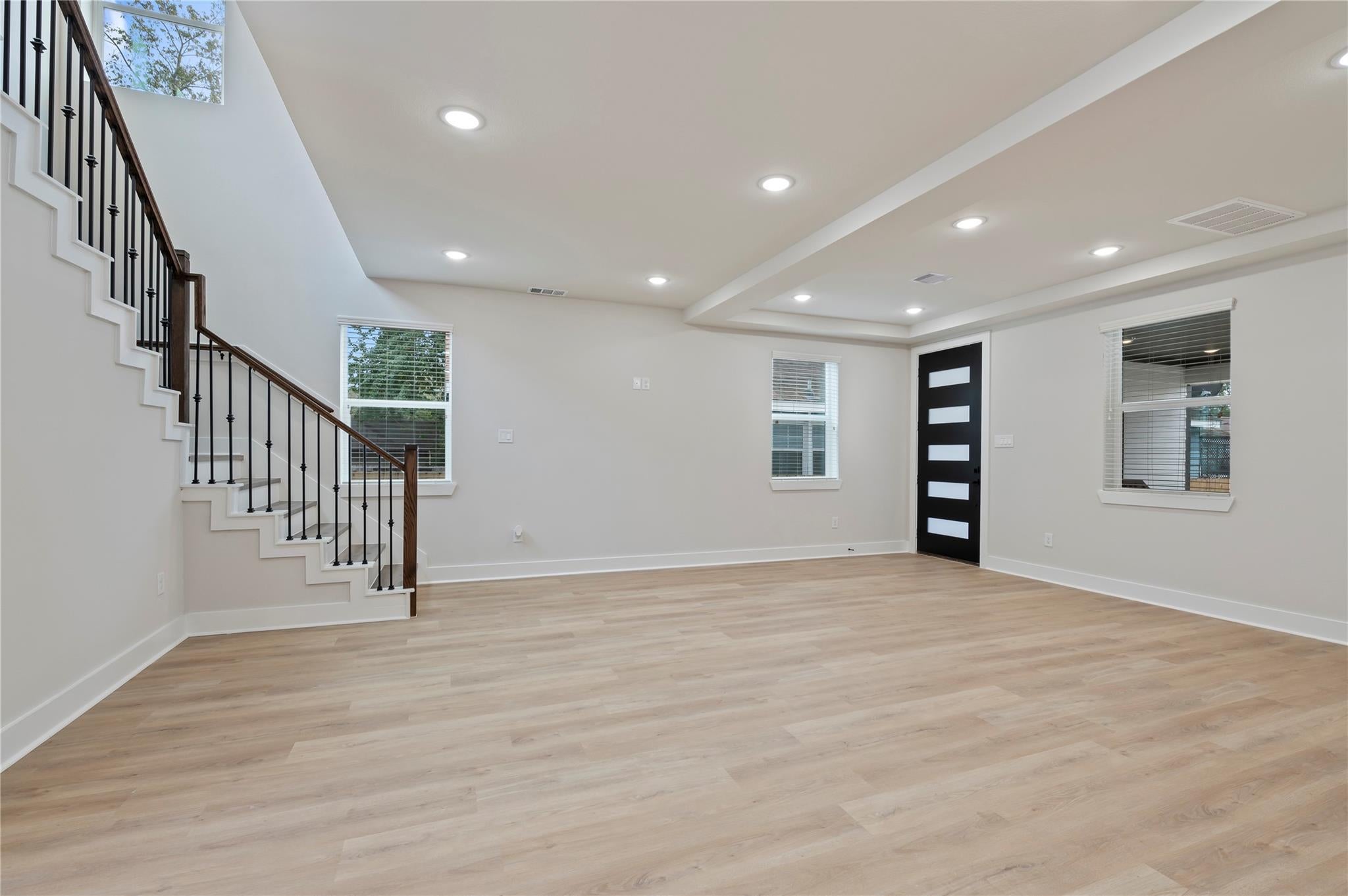 7709 Avenue L, Houston, TX 77012 photo