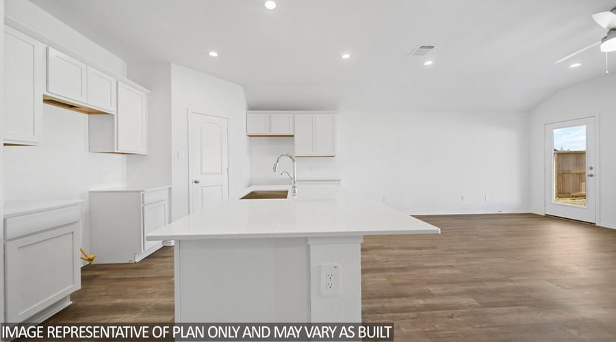 3807 Grizzly Bear Ct, Conroe, TX 77303 photo