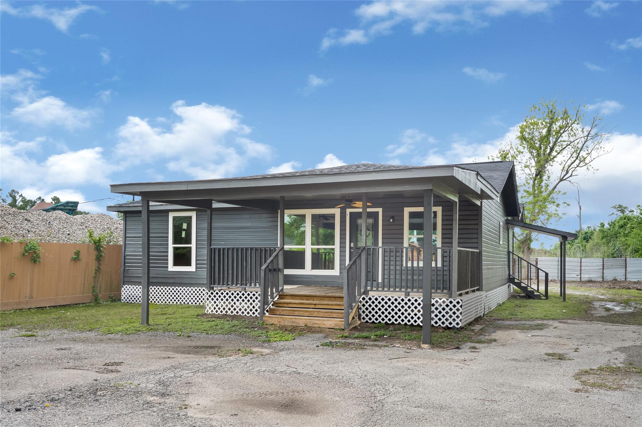 2631 Mansfield St, Houston, TX 77091 photo