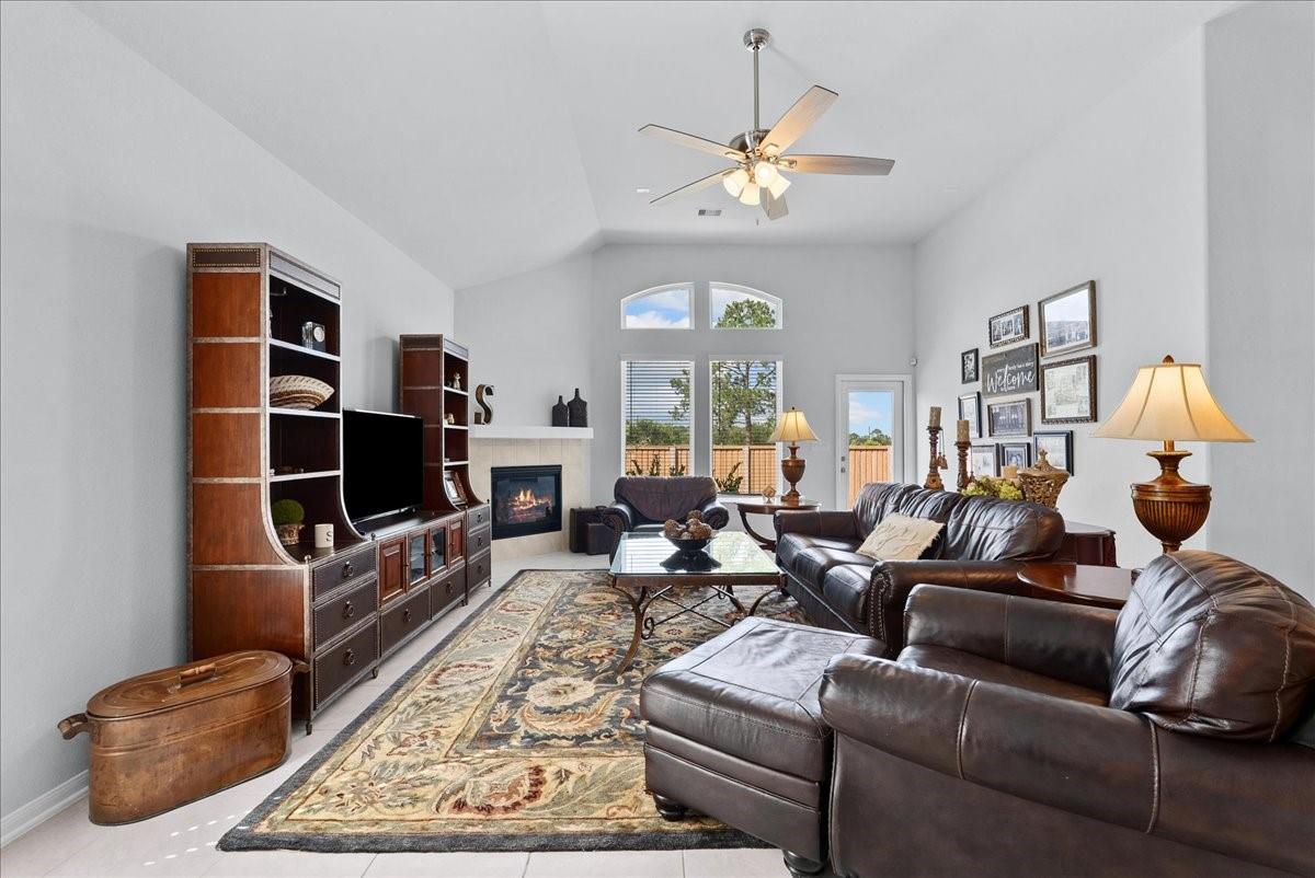 4907 Autumn Hills Trl, Pearland, TX 77584 photo