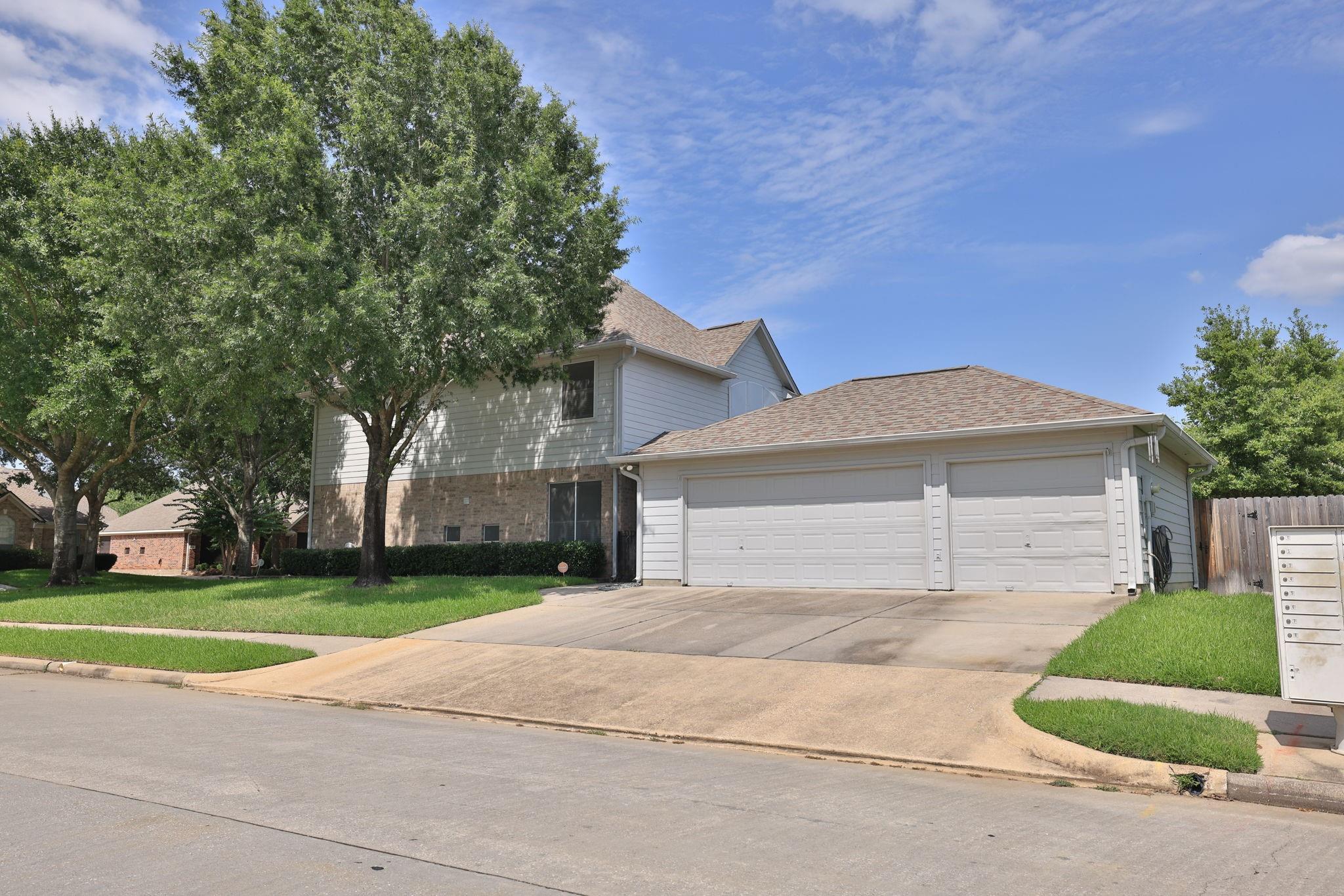 3715 Portside Dr, Spring, TX 77388 photo