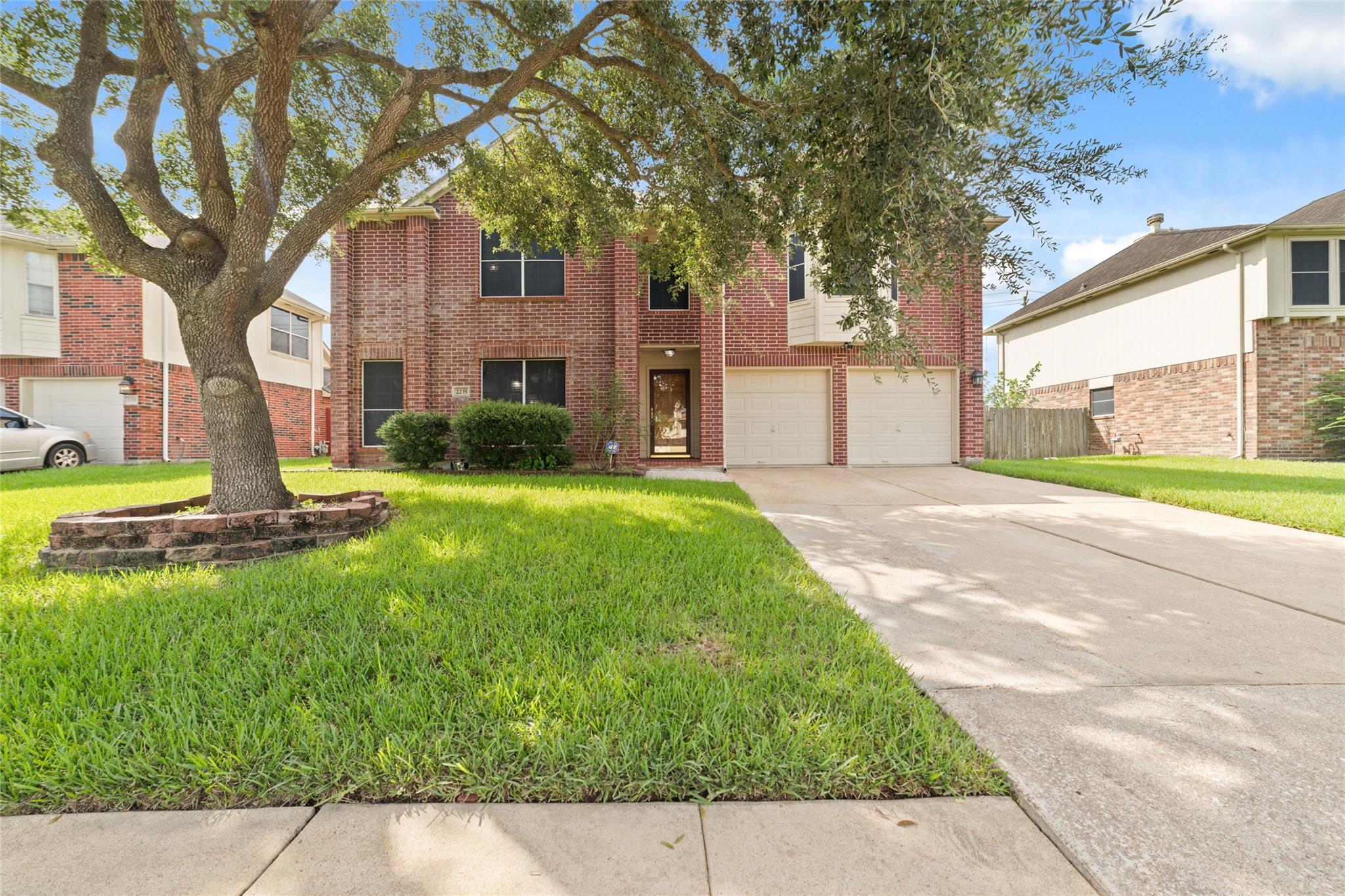 2235 Heatherwood Dr, Missouri City, TX 77489 photo
