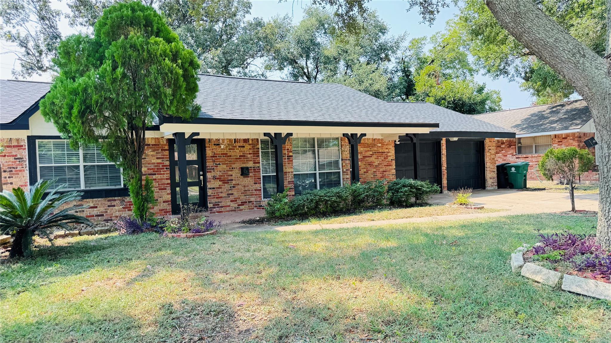 7718 Morley St, Houston, TX 77061