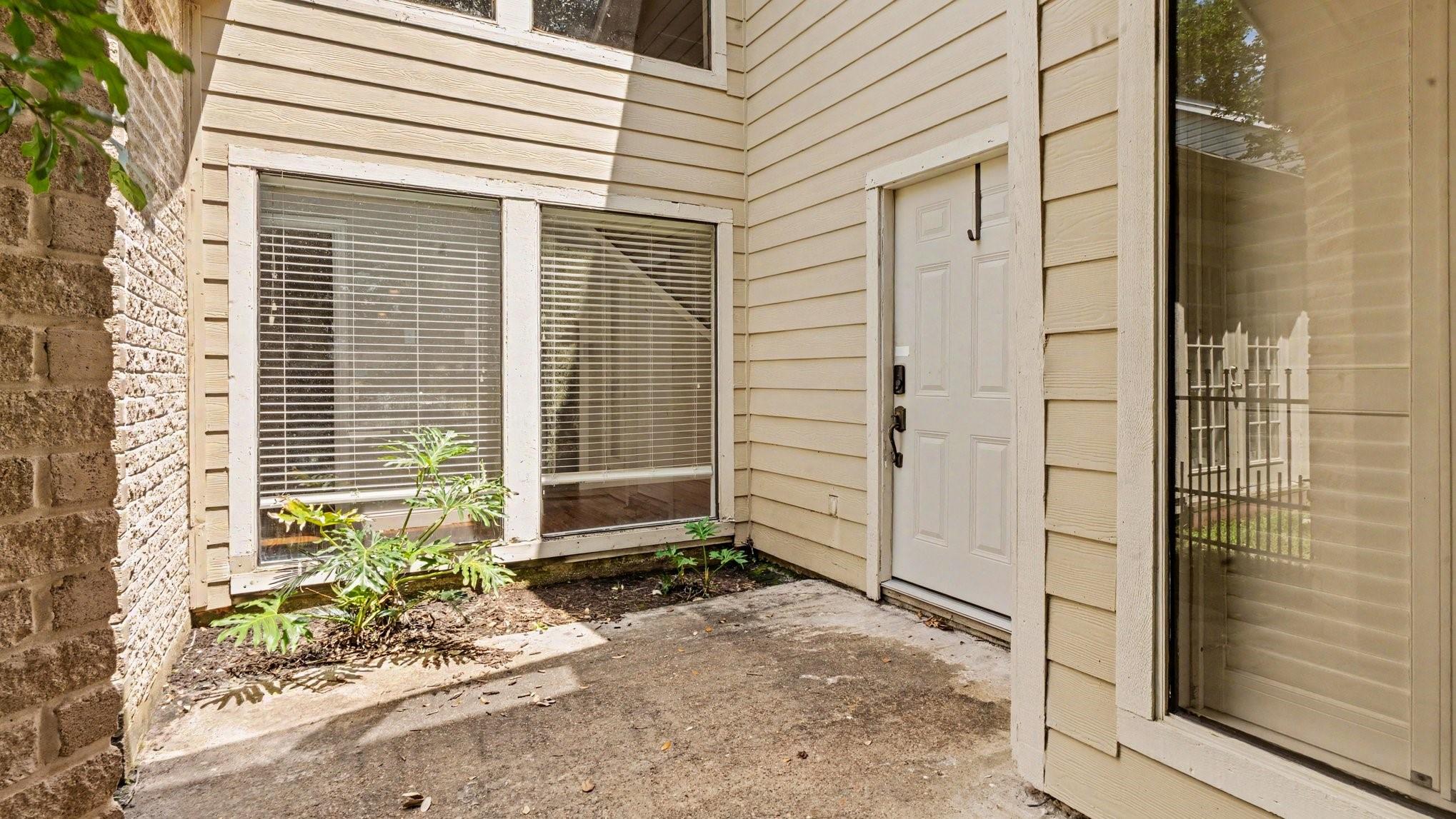 8223 Magnolia Glen Dr, Humble, TX 77346 photo